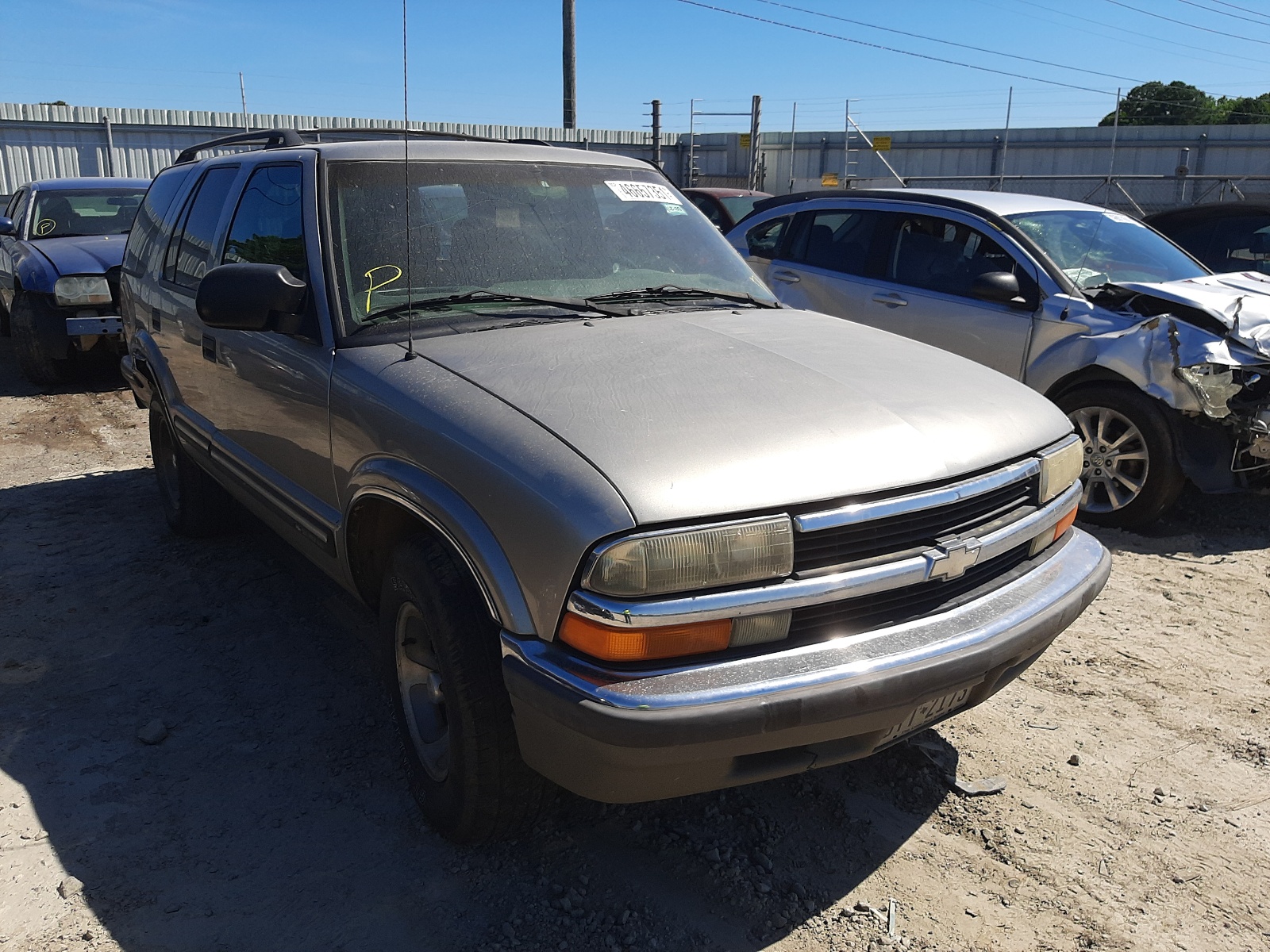 Photo 1 from auction – 1999 CHEVROLET BLAZER with VIN 1GNCS13W0X2234674