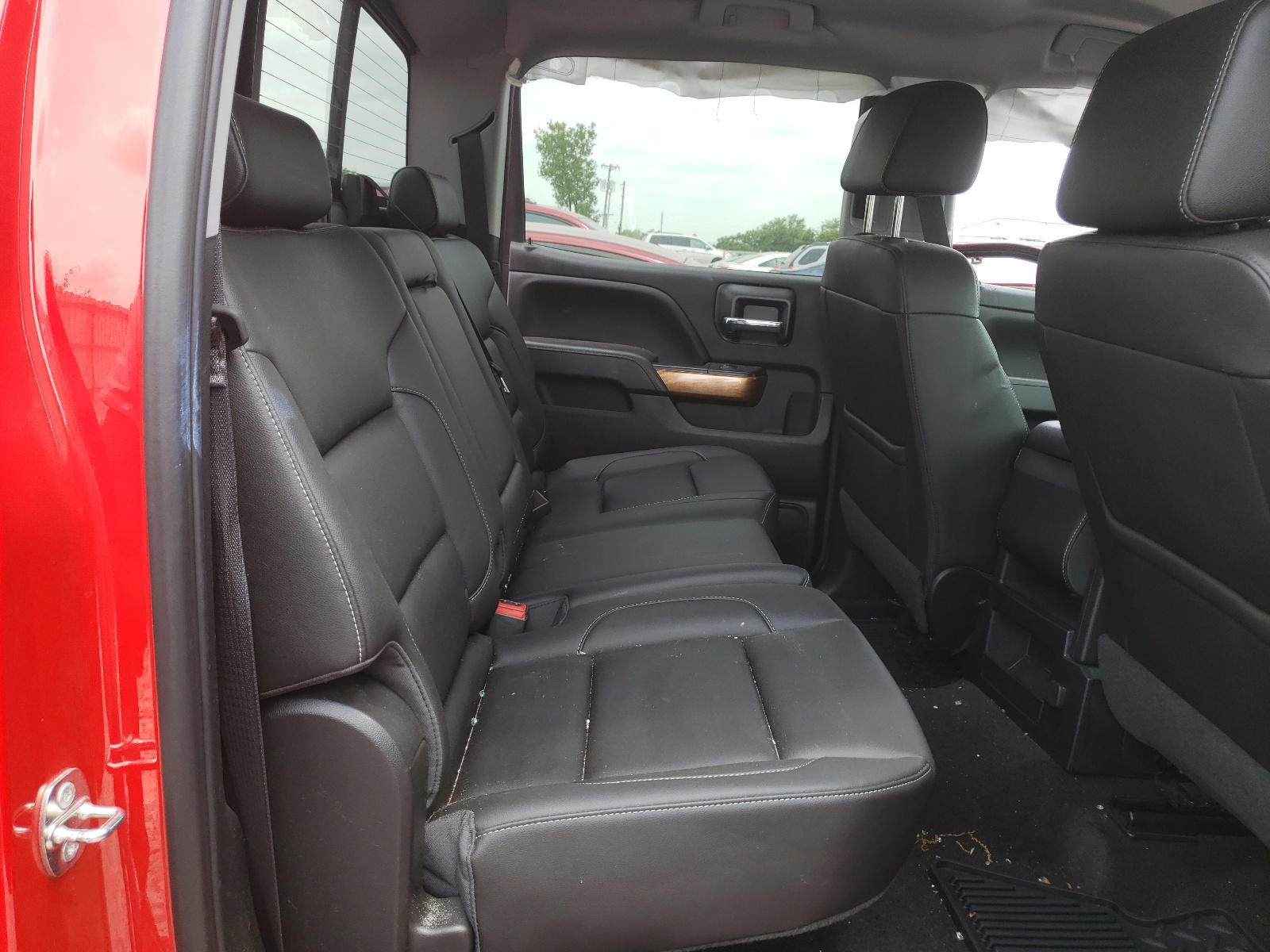 Photo 6 from auction – 2018 CHEVROLET SILVERADO with VIN 3GCUKSEC8JG337846