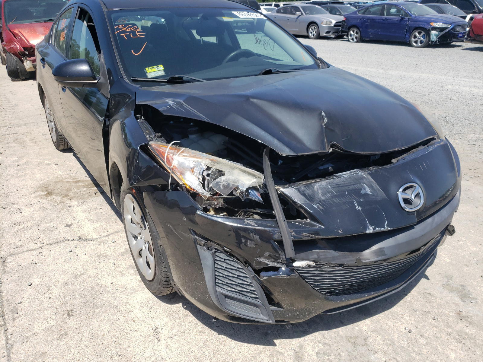 Photo 9 from auction – 2011 MAZDA 3 I with VIN JM1BL1UF0B1498072
