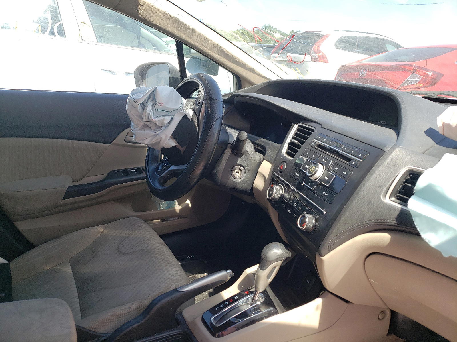 Photo 9 from auction – 2014 HONDA CIVIC LX with VIN 19XFB2F5XEE029426