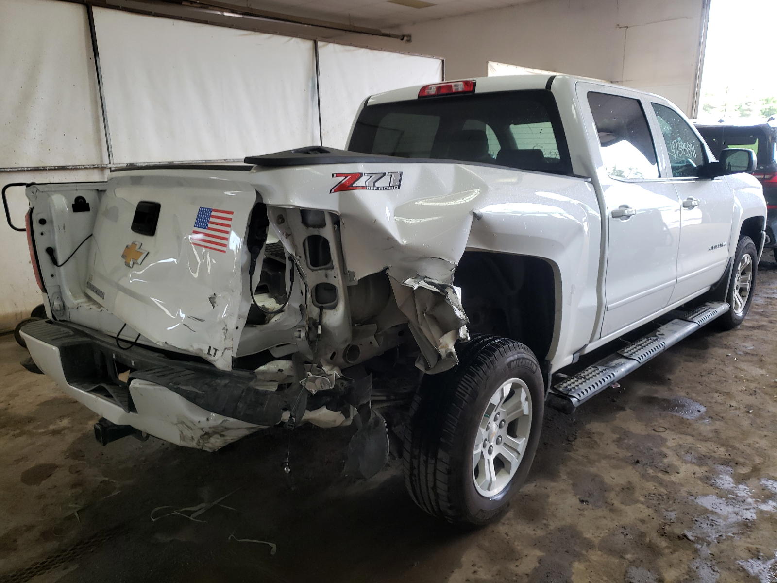 Photo 4 from auction – 2018 CHEVROLET SILVERADO with VIN 3GCUKRECXJG243797