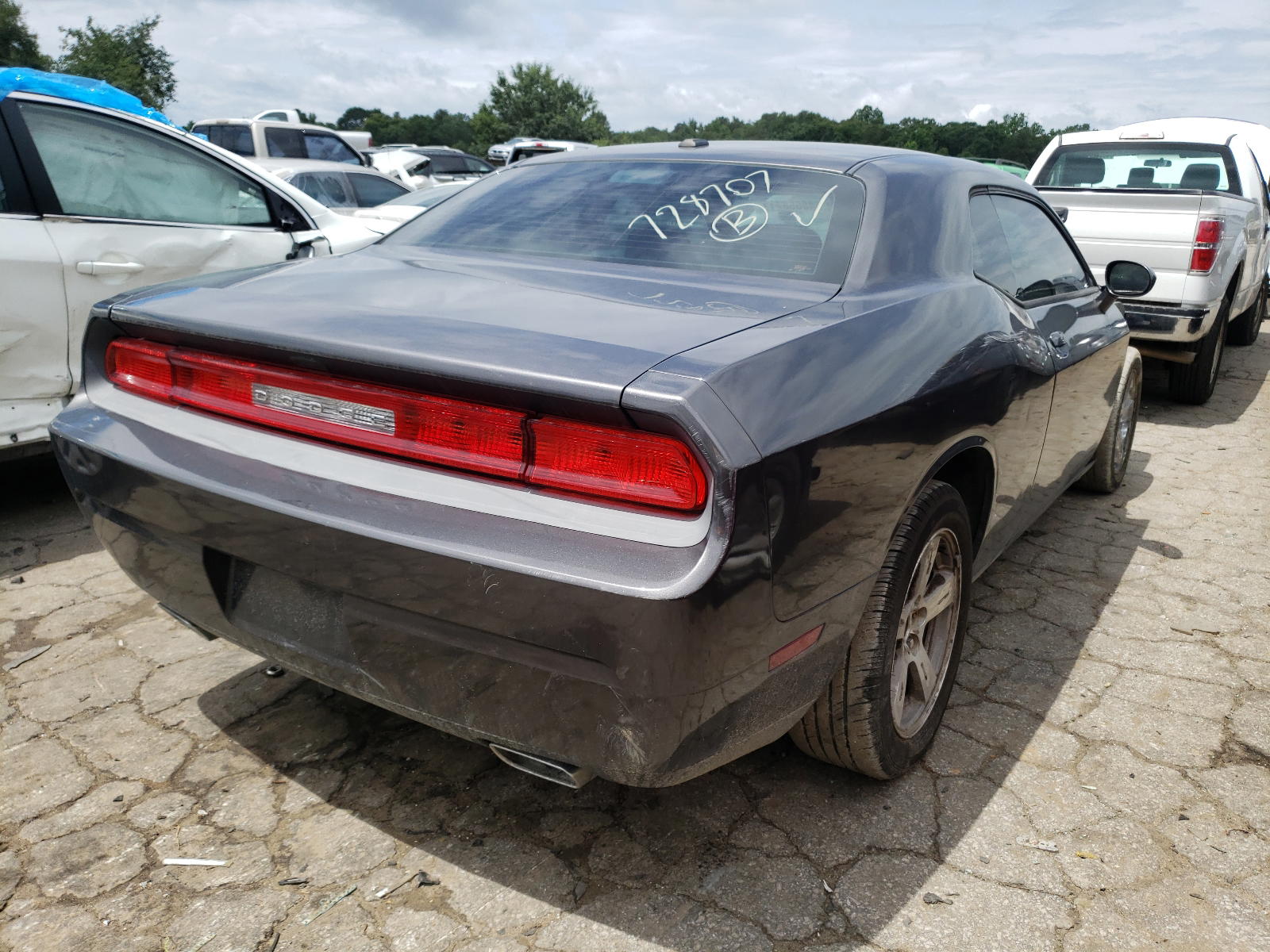 Photo 4 from auction – 2013 DODGE CHALLENGER with VIN 2C3CDYAG7DH728707