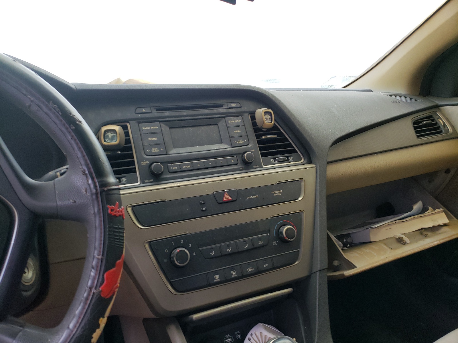 Photo 9 from auction – 2015 HYUNDAI SONATA SE with VIN 5NPE24AF7FH089538