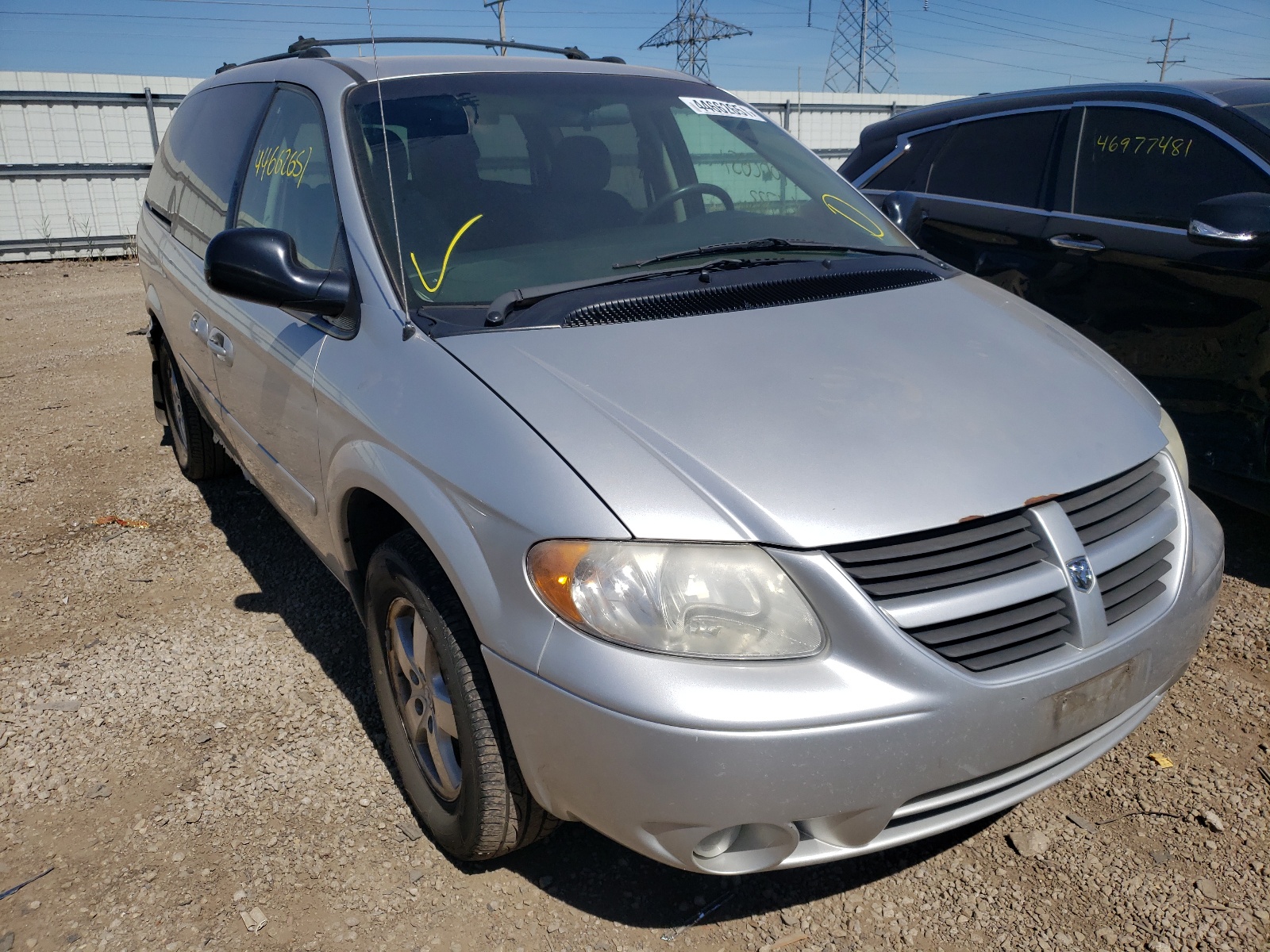 DODGE GRAND CARA 2006 z numerem VIN 2D4GP44L96R680455 - Zdjęcie z aukcji