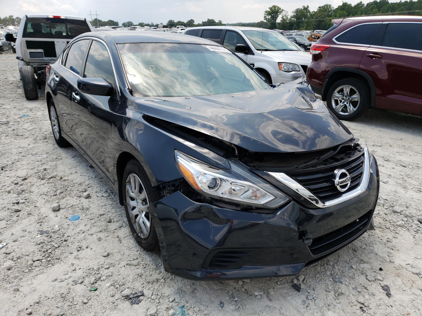 NISSAN ALTIMA 2.5 2017 with VIN 1N4AL3AP1HC492093 - Photo from auction