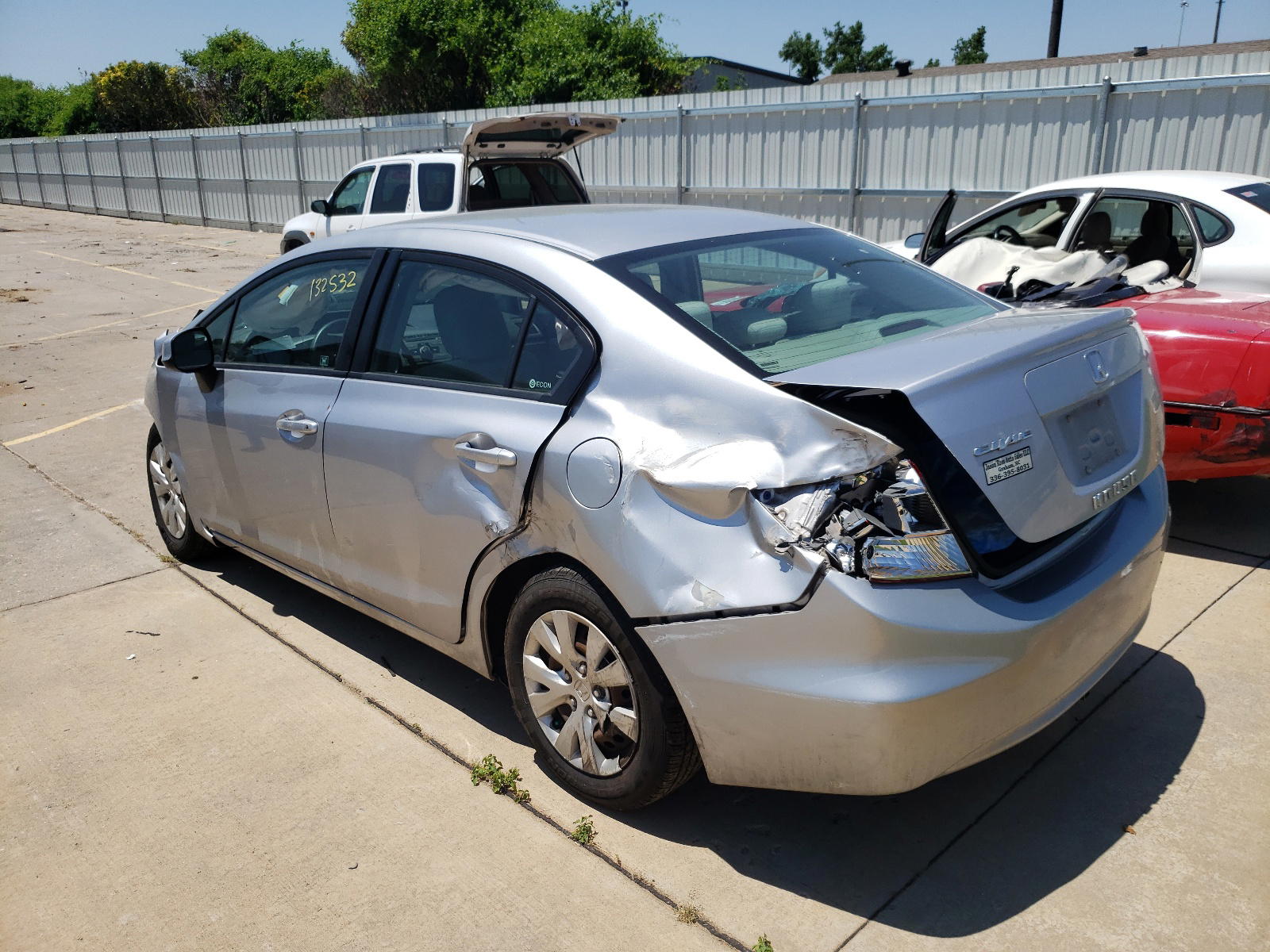 Photo 3 from auction – 2012 HONDA CIVIC LX with VIN 19XFB2F56CE312533