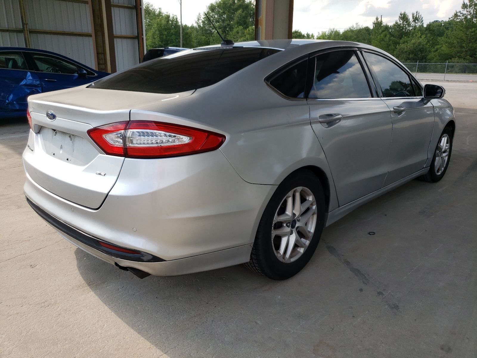 Photo 4 from auction – 2015 FORD FUSION SE with VIN 3FA6P0H77FR273023