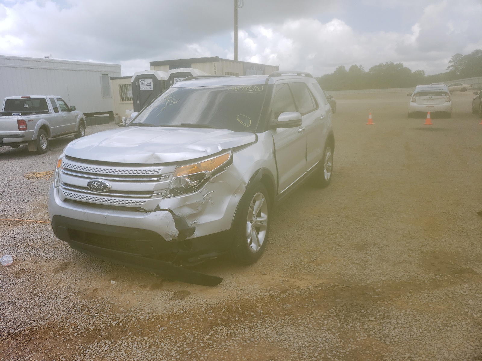 Photo 2 from auction – 2013 FORD EXPLORER L with VIN 1FM5K7F89DGB63583