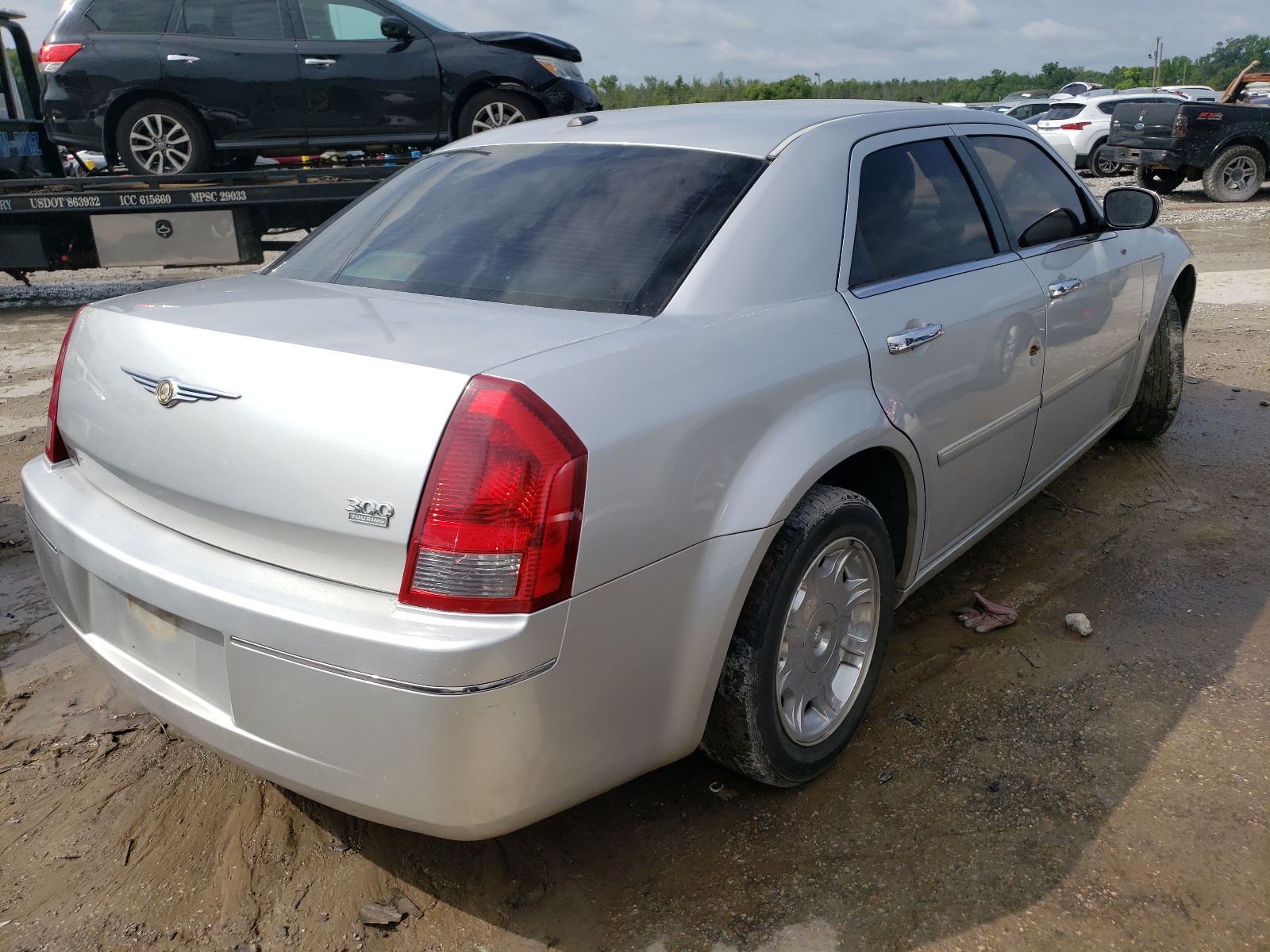 Photo 4 from auction – 2007 CHRYSLER 300 TOURIN with VIN 2C3KA53G37H722200