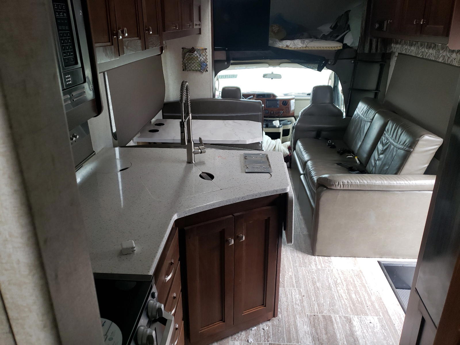 Photo 5 from auction – 2018 WILDWOOD FORESTER with VIN 1FDXE4FSXJDC21837