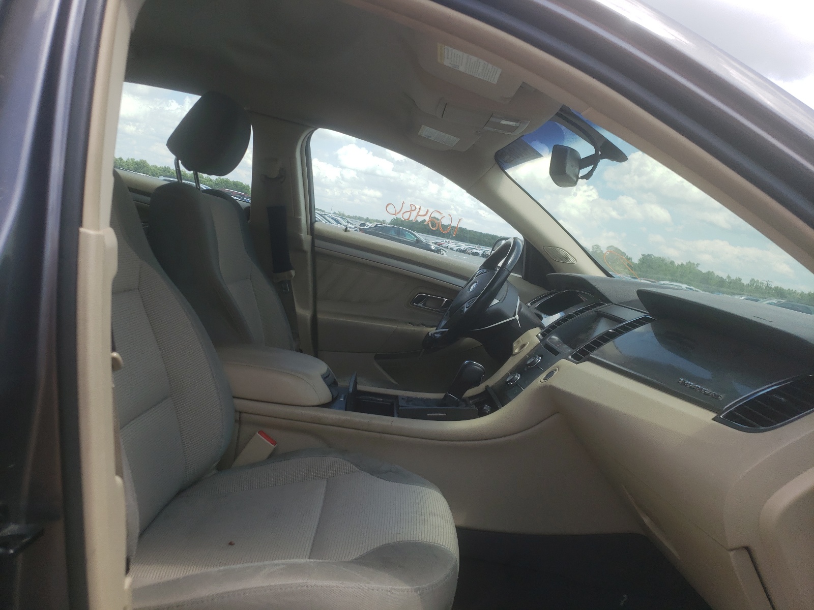 Foto 5 de la subasta – 2013 FORD TAURUS SEL con VIN 1FAHP2E94DG215403