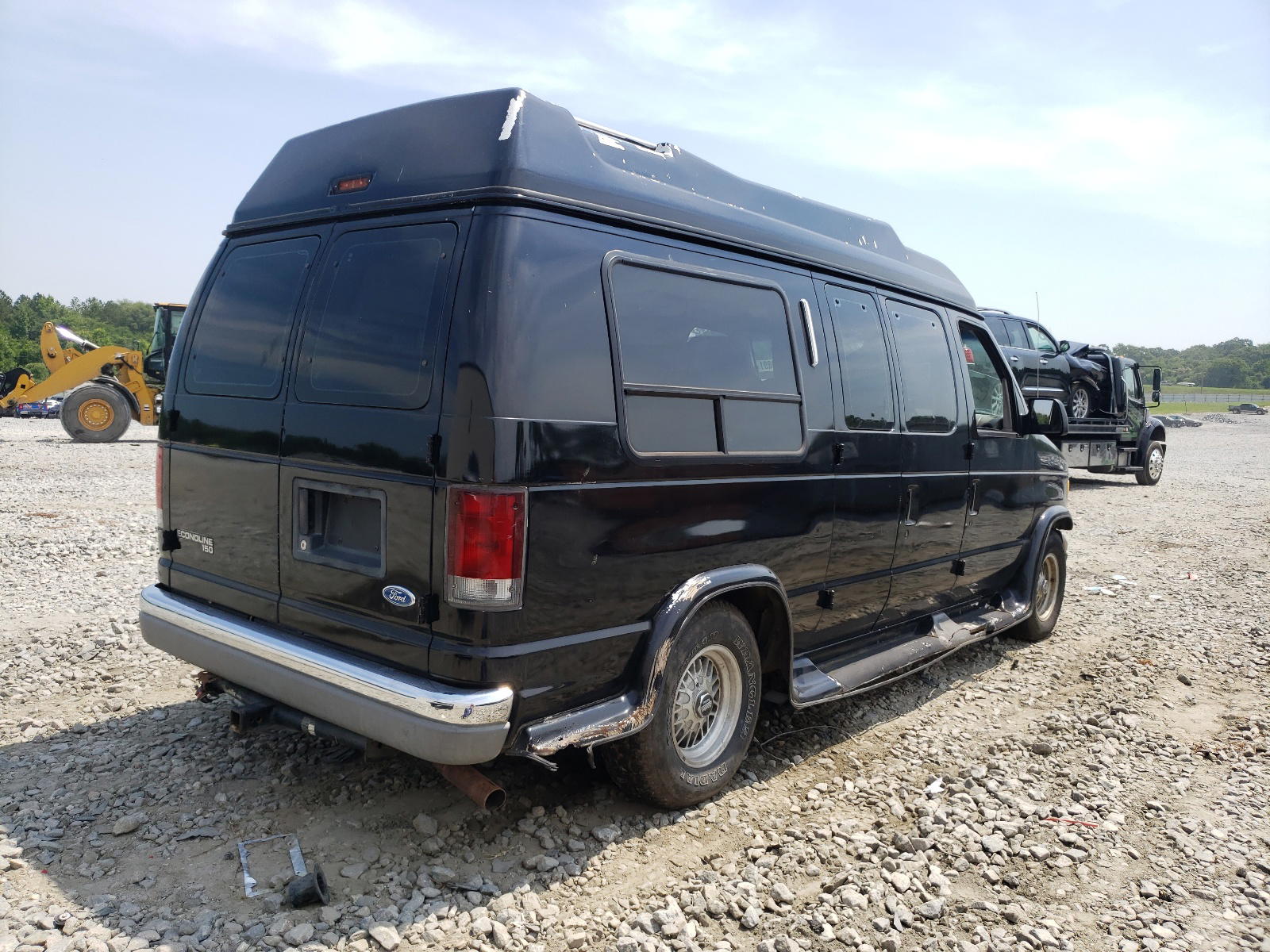 Photo 4 from auction – 1997 FORD ECONOLINE with VIN 1FDEE14L8VHA07378