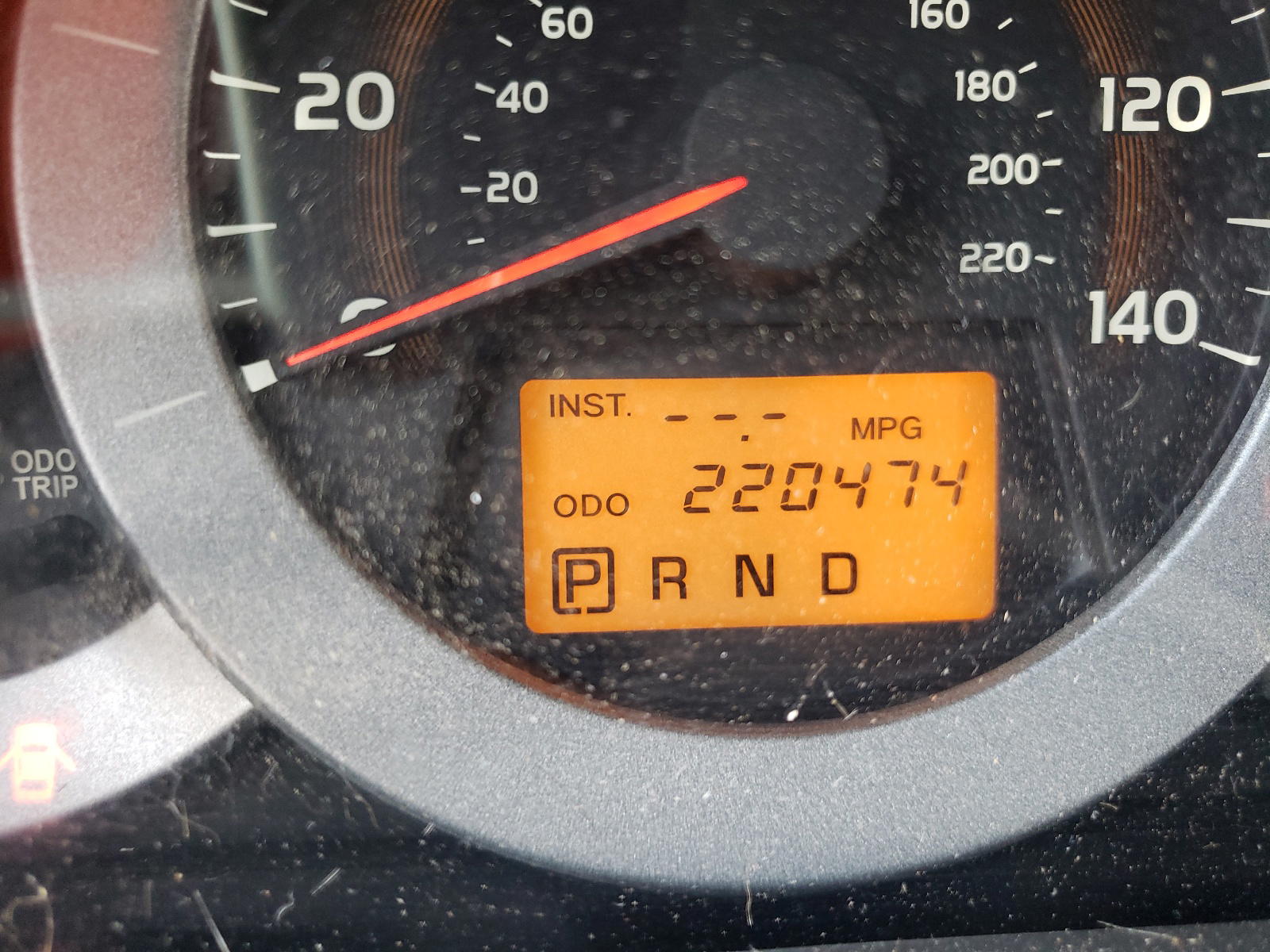 Photo 8 from auction – 2012 TOYOTA RAV4 with VIN 2T3ZF4DV9CW116462