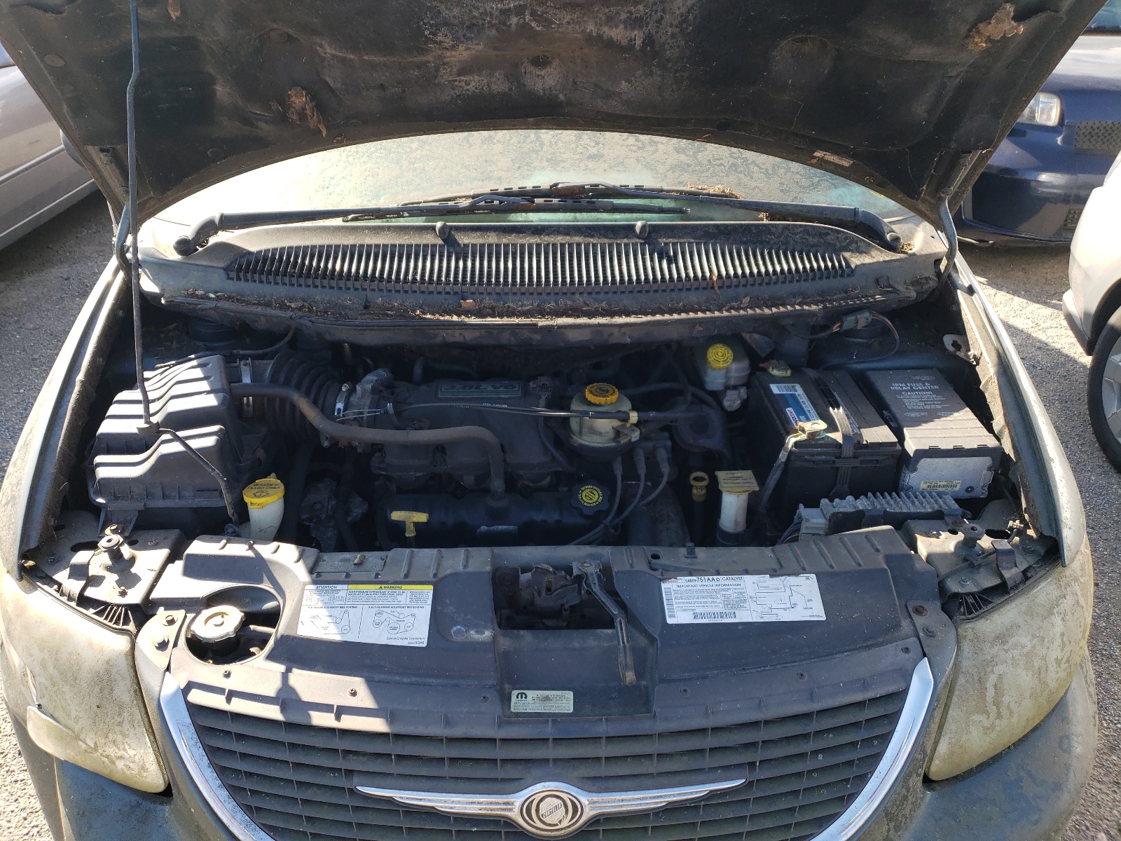 Photo 7 from auction – 2003 CHRYSLER TOWN AND C with VIN 2C8GP64L93R266546