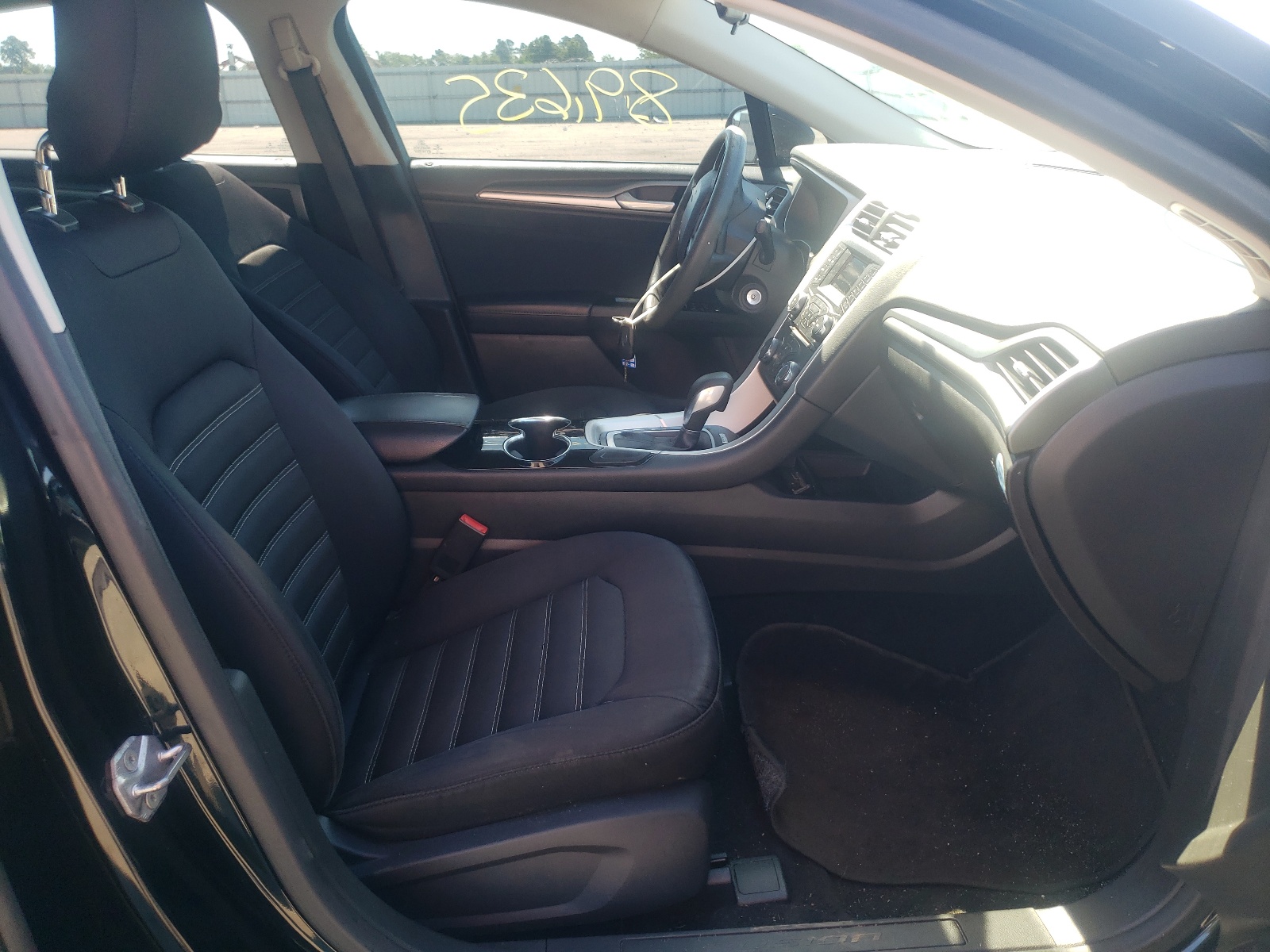 Photo 5 from auction – 2014 FORD FUSION SE with VIN 3FA6P0H70ER246454