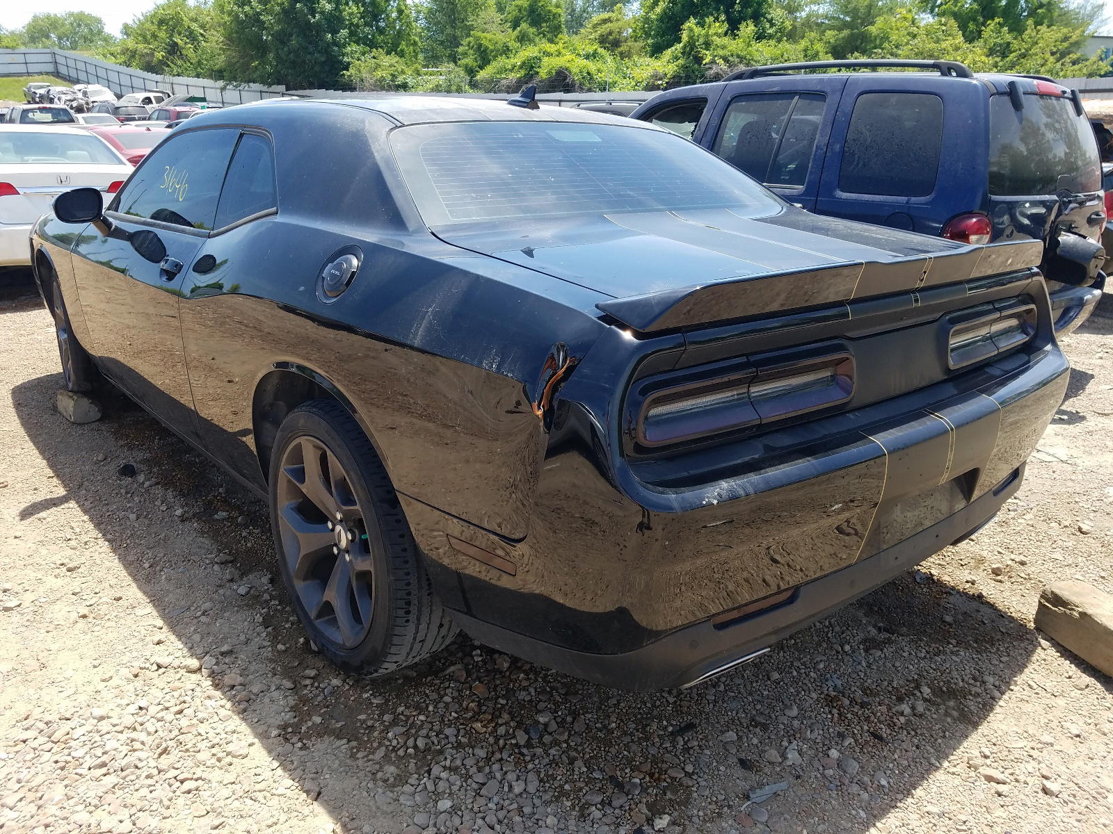 Photo 3 from auction – 2018 DODGE CHALLENGER with VIN 2C3CDZAG2JH276795