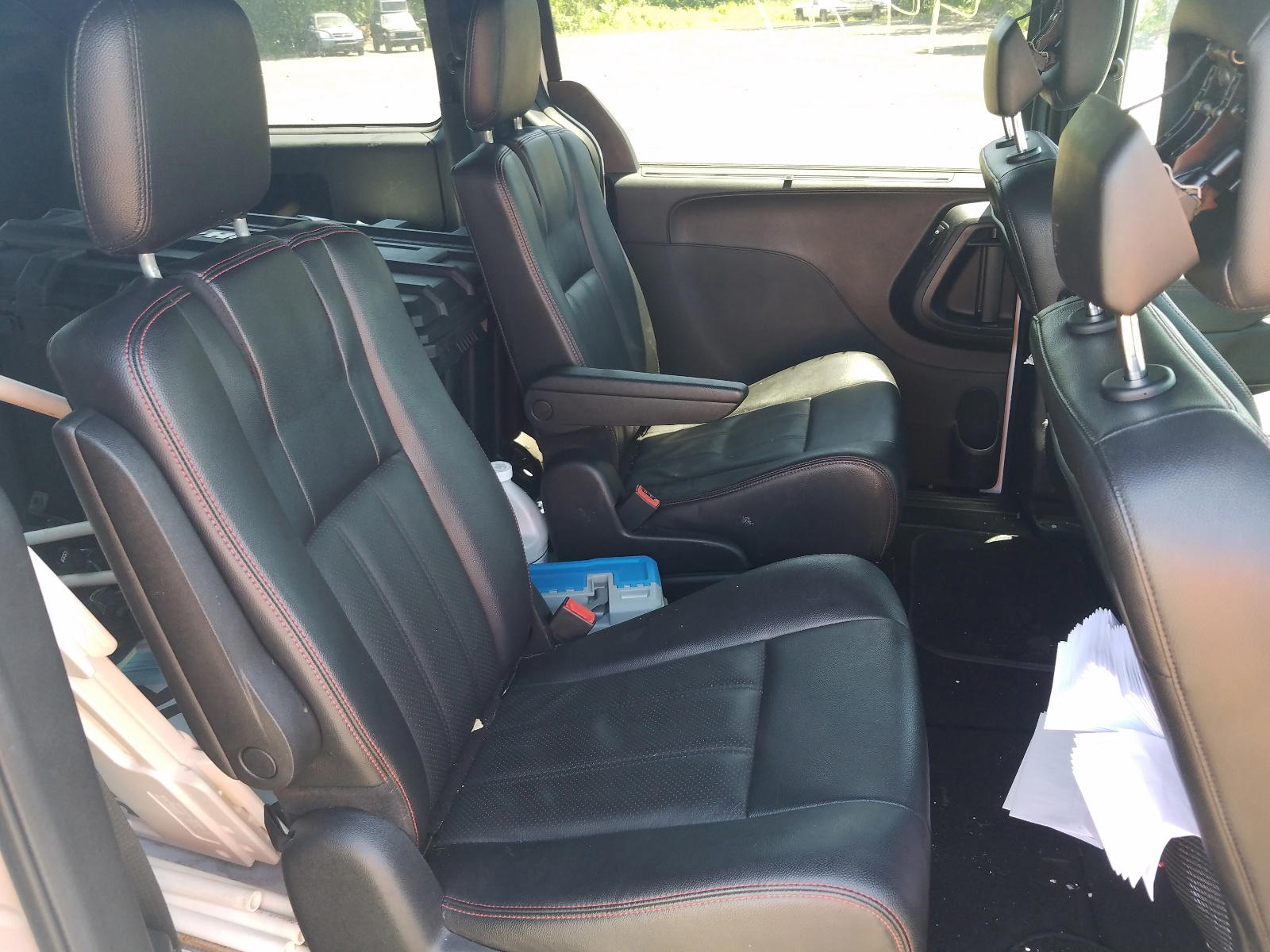 Photo 6 from auction – 2019 DODGE GRAND CARA with VIN 2C4RDGEG5KR595463