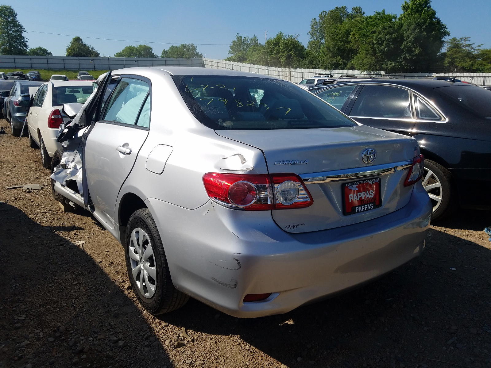 Photo 3 from auction – 2011 TOYOTA COROLLA BA with VIN 2T1BU4EE7BC563984