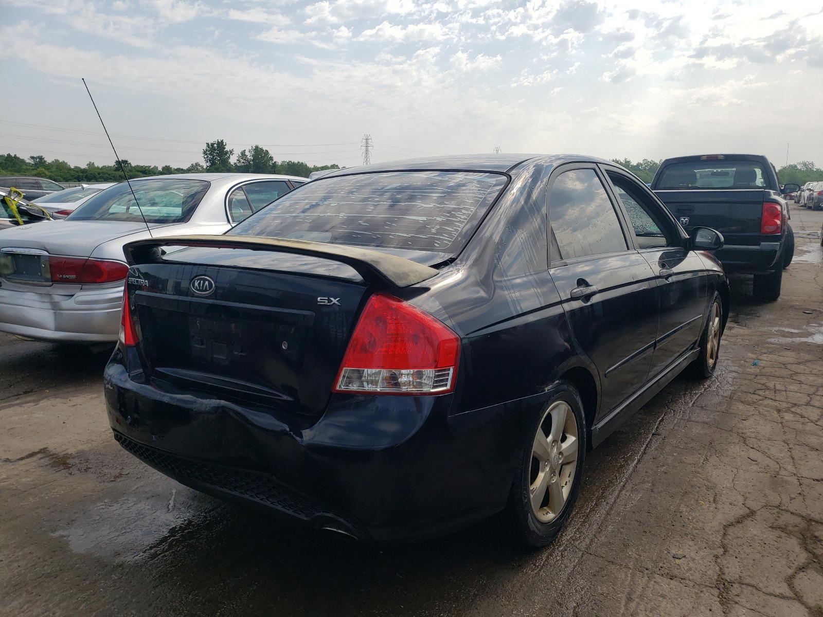 Photo 4 from auction – 2008 KIA SPECTRA EX with VIN KNAFE121885016241