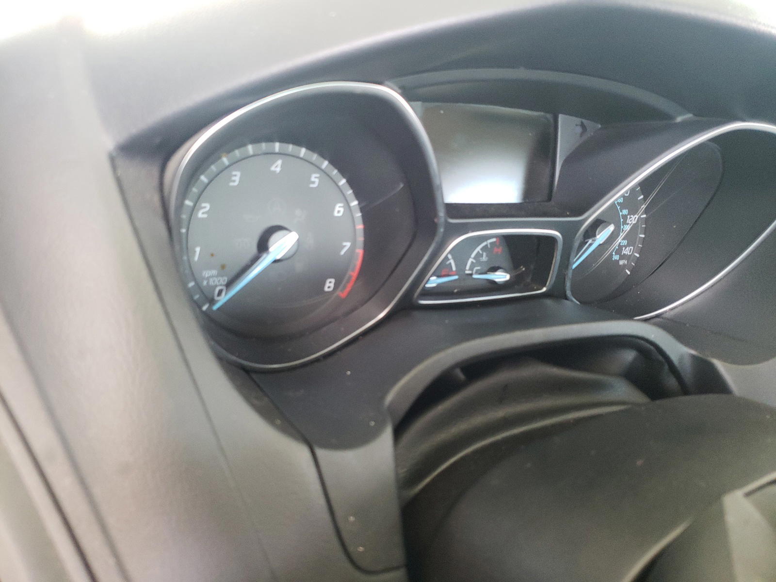 Photo 8 from auction – 2013 FORD FOCUS SE with VIN 1FADP3F27DL162824