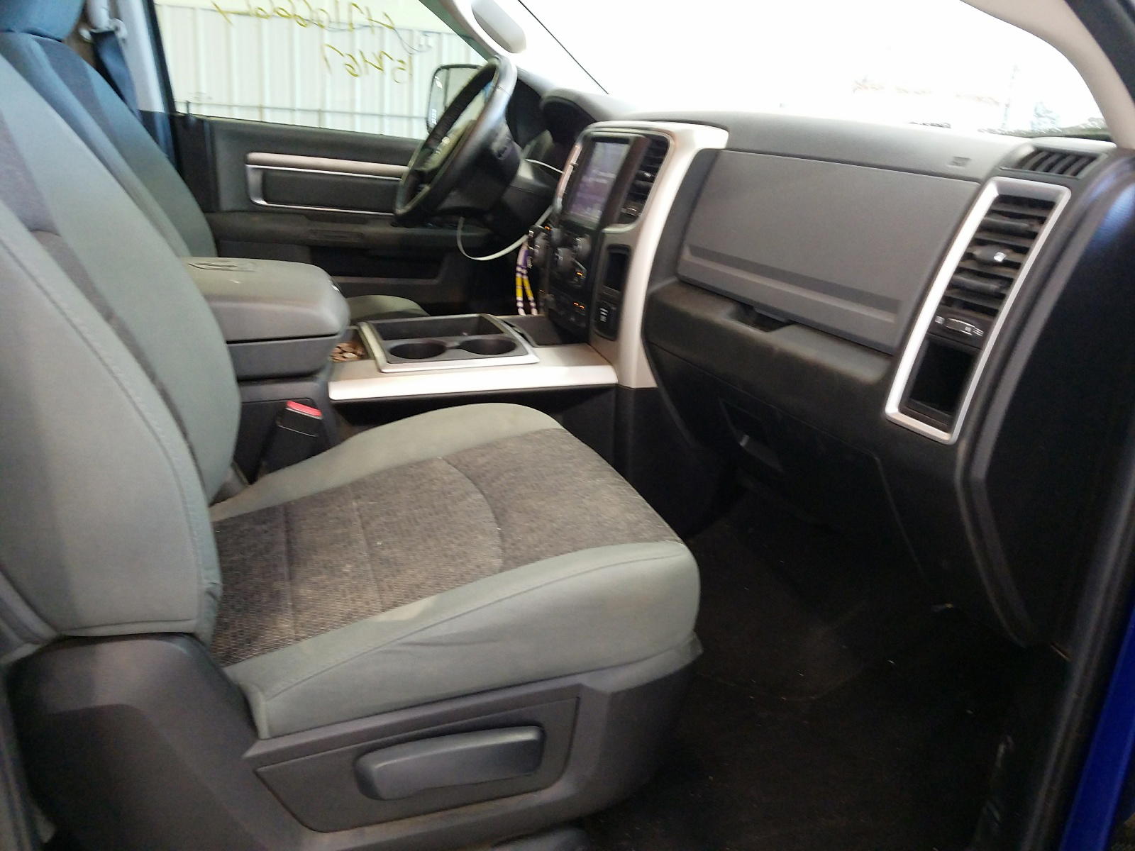 Photo 5 from auction – 2014 RAM 1500 SLT with VIN 1C6RR7GG4ES383534