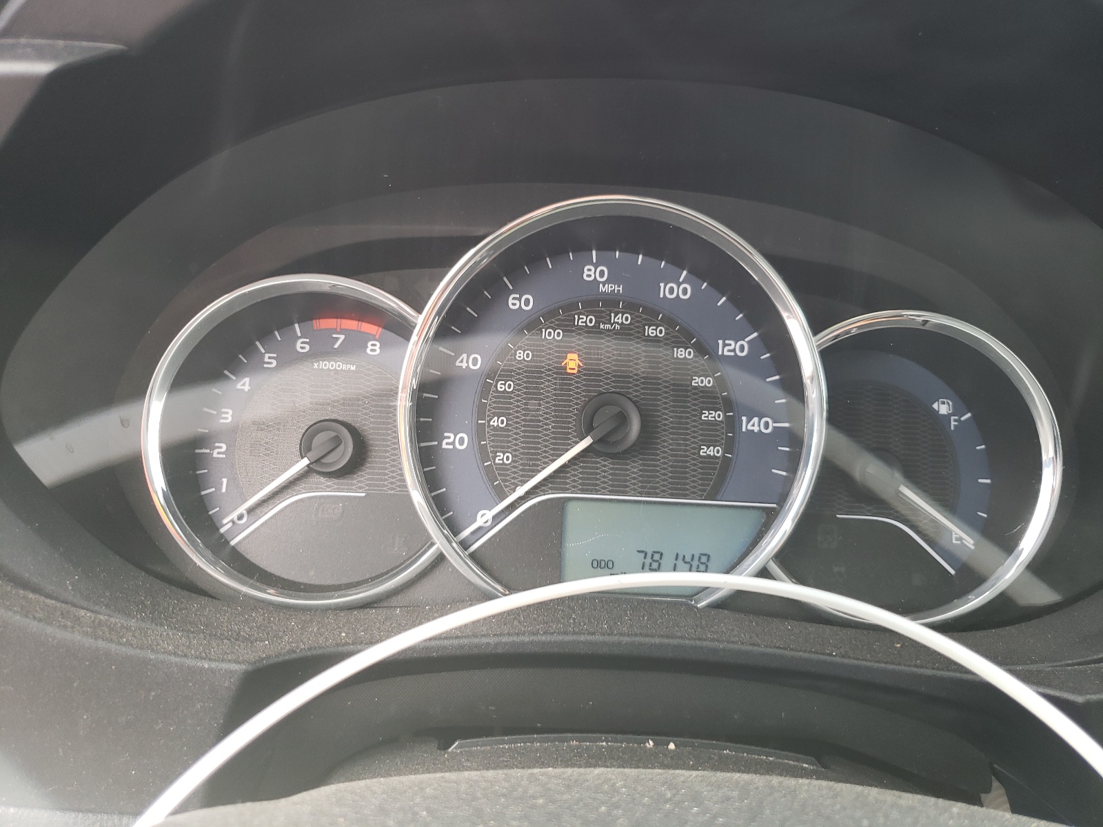 Photo 8 from auction – 2014 TOYOTA COROLLA L with VIN 5YFBURHE5EP096187