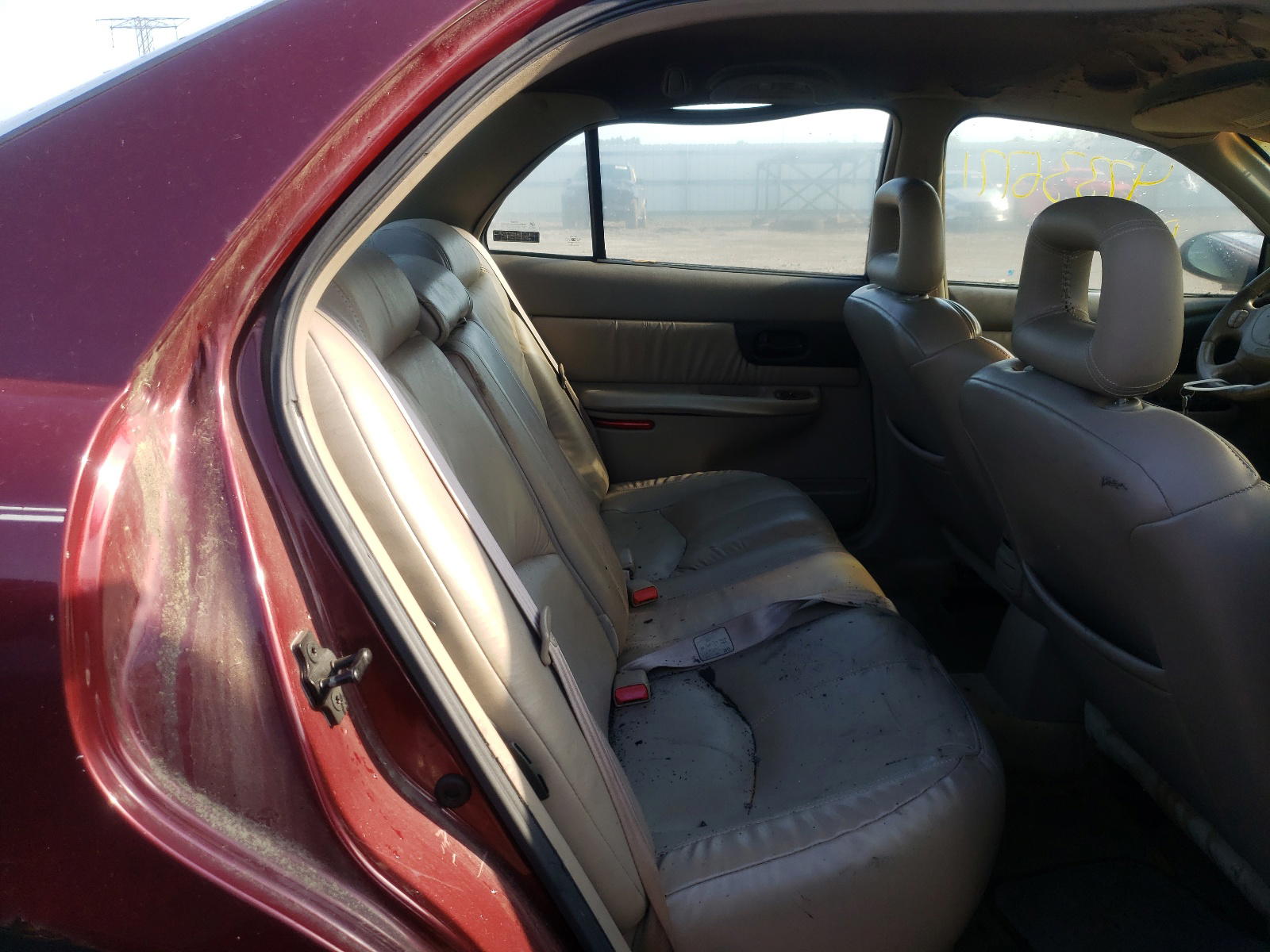 Photo 6 from auction – 1998 BUICK REGAL LS with VIN 2G4WB52K7W1613550
