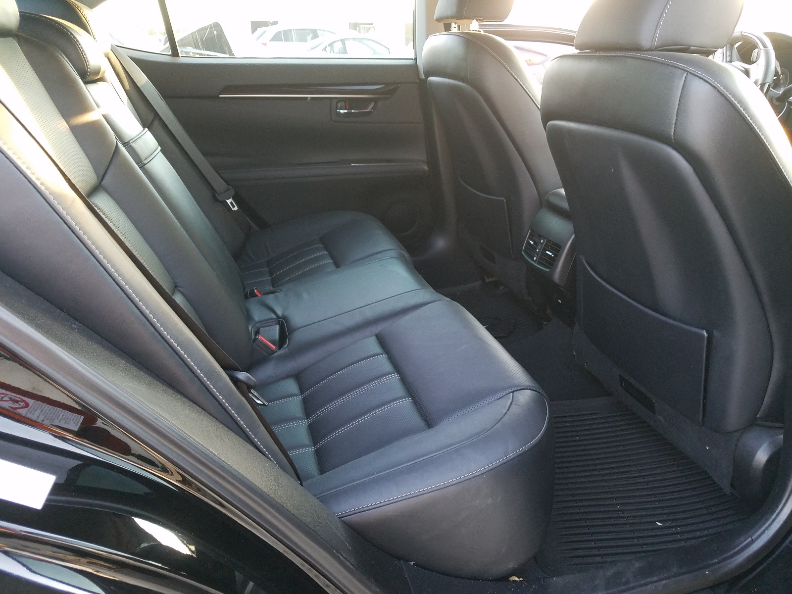 Photo 6 from auction – 2017 LEXUS ES 350 with VIN 58ABK1GG2HU069471