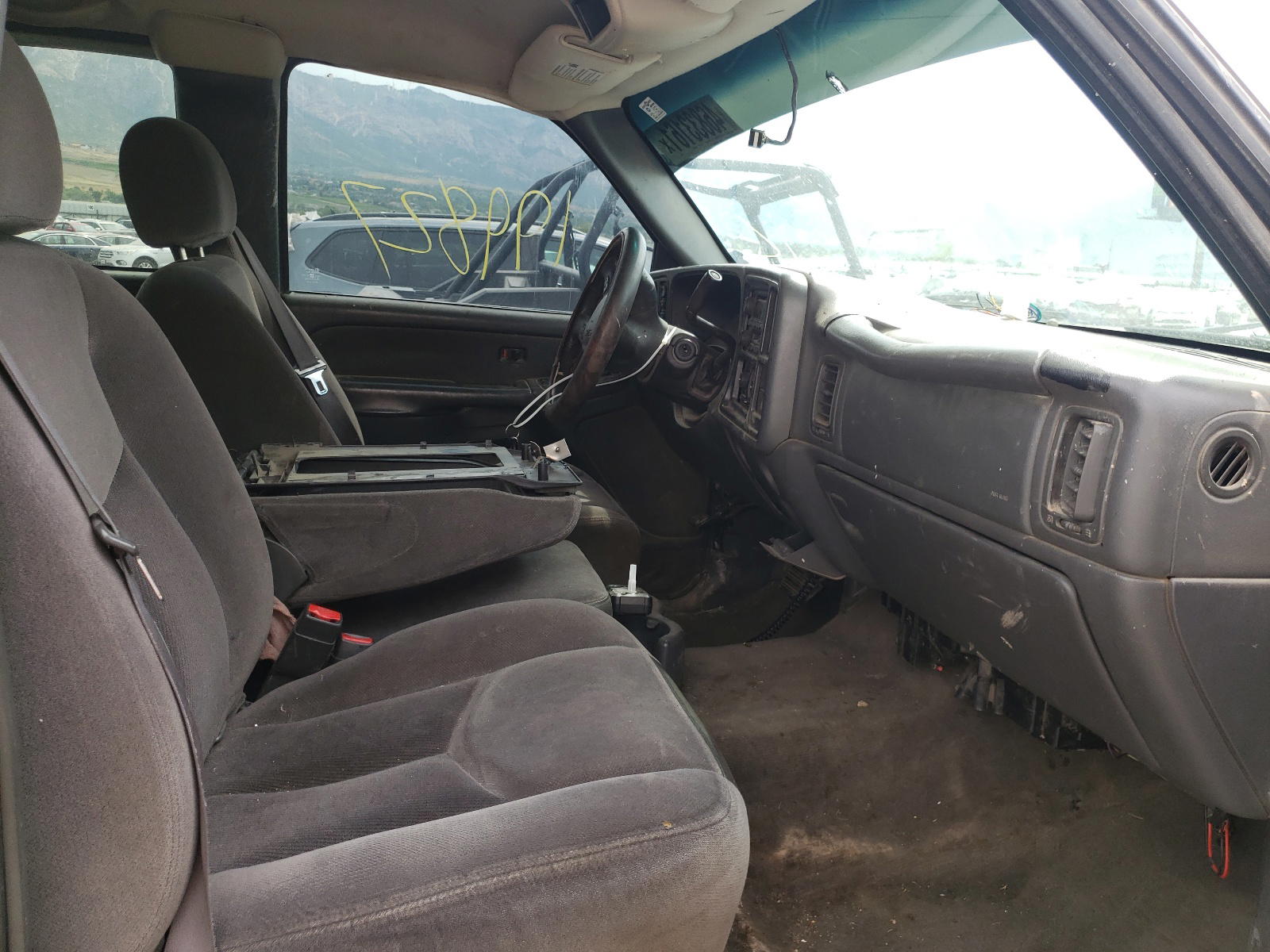 Photo 5 from auction – 2003 GMC SIERA with VIN 1GTEK19T73E379623