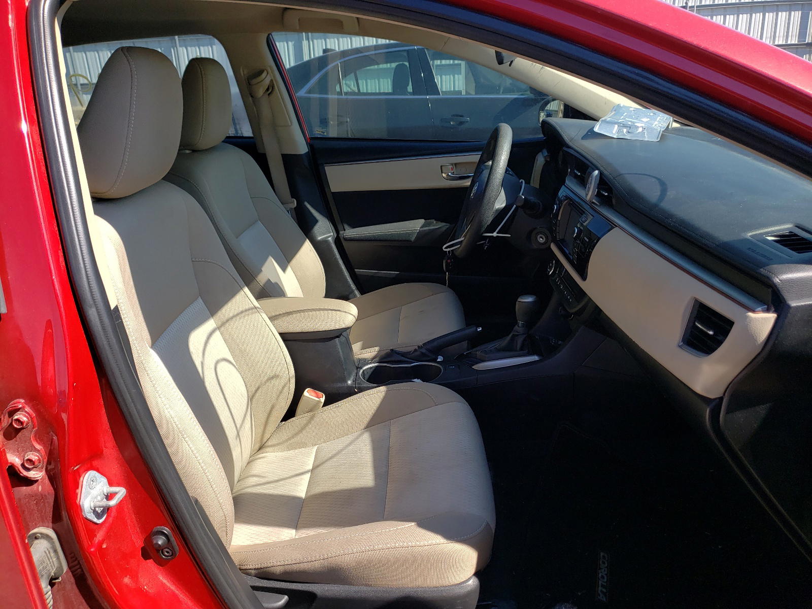 Photo 5 from auction – 2016 TOYOTA COROLLA L with VIN 2T1BURHEXGC593836