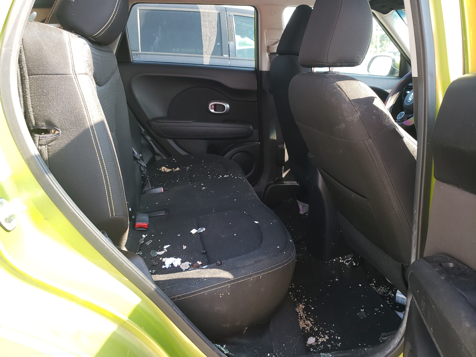 Снимка 6 от търг – 2015 KIA SOUL + с VIN KNDJP3A52F7759020