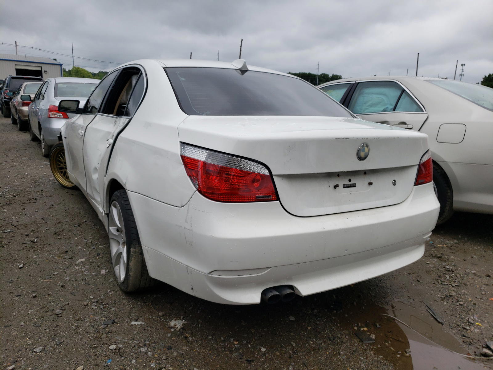 Photo 3 from auction – 2007 BMW 525 XI with VIN WBANF33577CS38835
