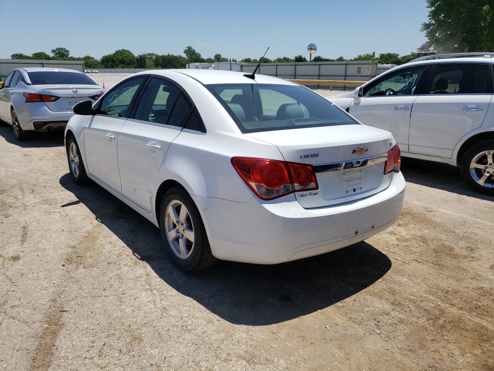 Photo 3 from auction – 2014 CHEVROLET CRUZE LT with VIN 1G1PC5SB3E7158308
