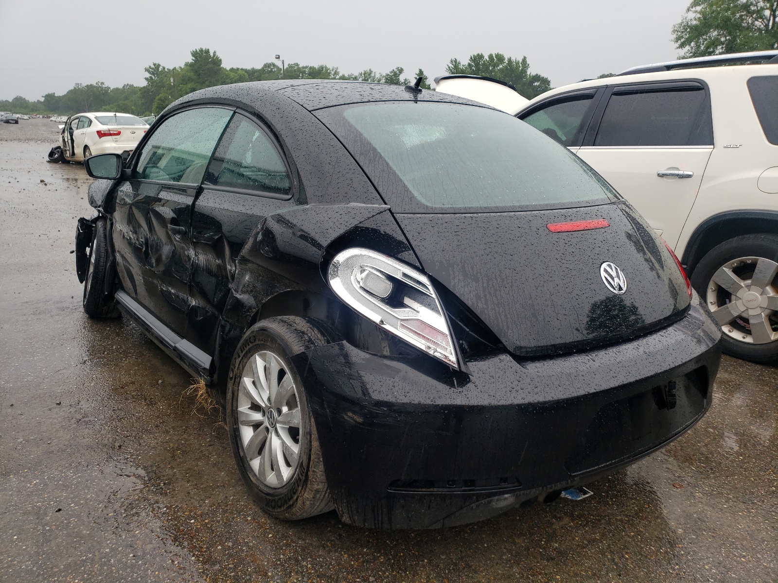 Photo 3 from auction – 2015 VOLKSWAGEN BEETLE 1.8 with VIN 3VWF17AT1FM630170