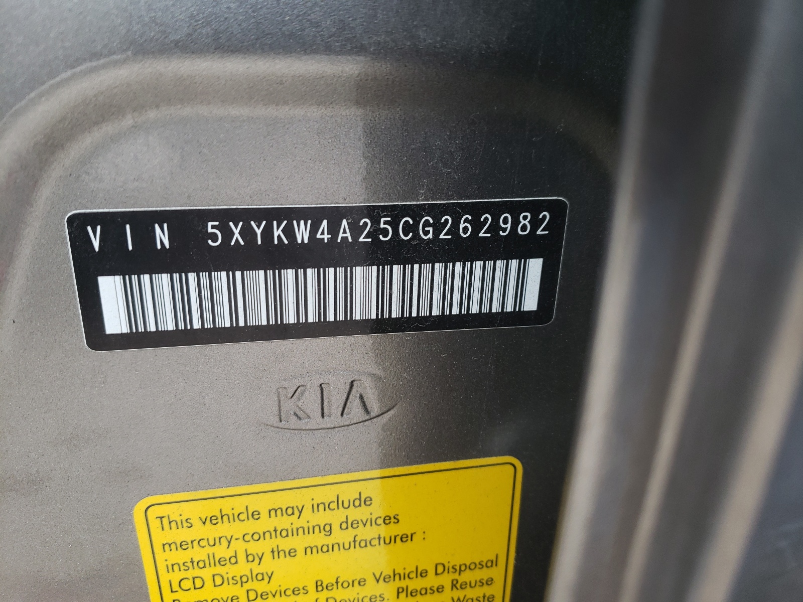 Photo 10 from auction – 2012 KIA SORENTO SX with VIN 5XYKW4A25CG262982