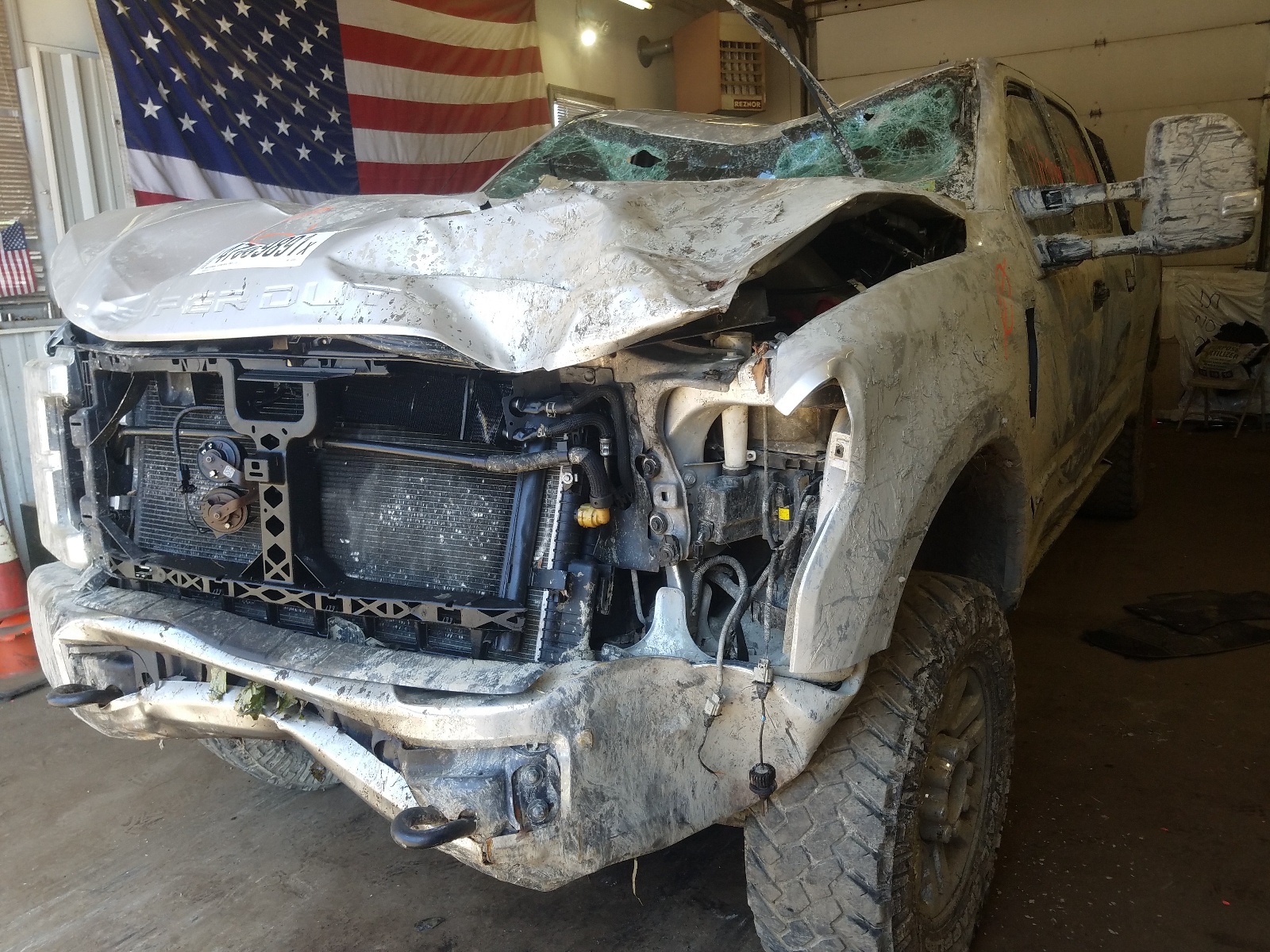 Photo 2 from auction – 2017 FORD F250 SUPER with VIN 1FT7W2BT1HEC02909