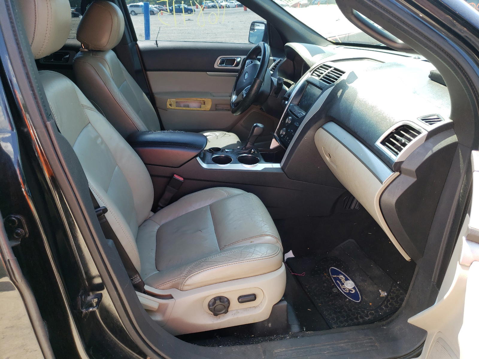 Photo 5 from auction – 2012 FORD EXPLORER X with VIN 1FMHK7D84CGA73787