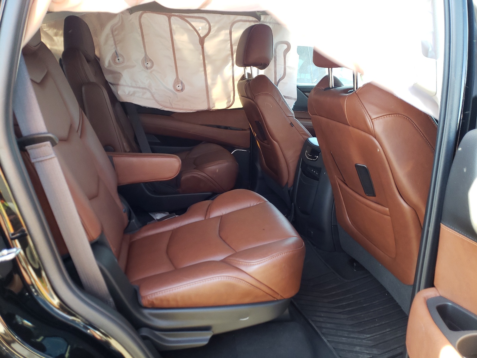 Photo 6 from auction – 2017 CADILLAC ESCALADE P with VIN 1GYS4CKJ4HR350883