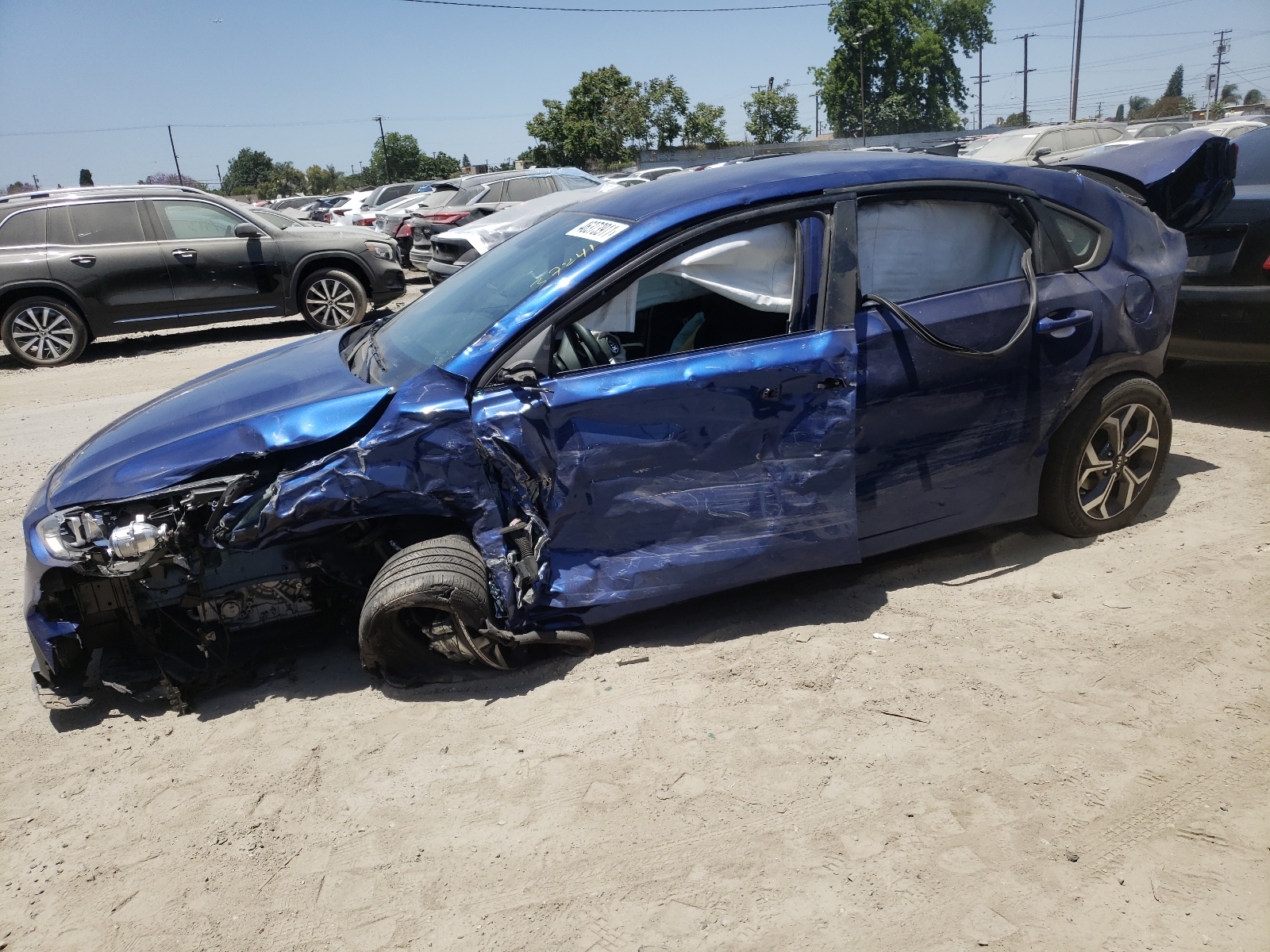Photo 9 from auction – 2019 KIA FORTE FE with VIN 3KPF24AD9KE118829