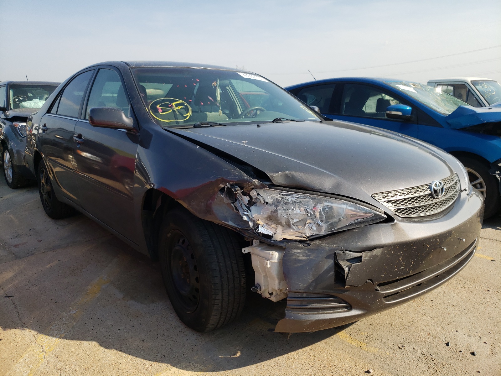 TOYOTA CAMRY LE 2004 with VIN 4T1BE32K24U817085 - Photo from auction