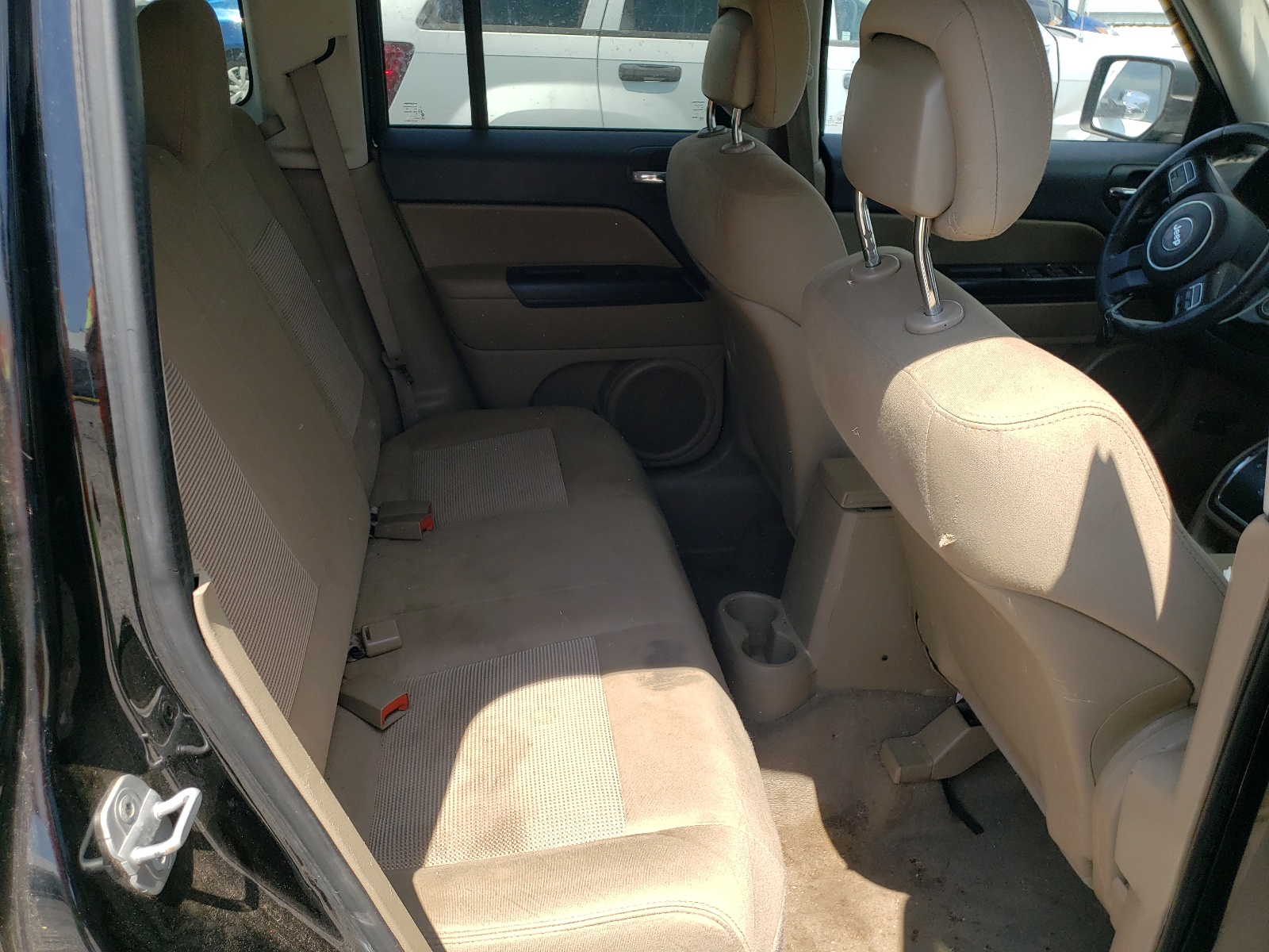 Photo 6 from auction – 2012 JEEP PATRIOT LA with VIN 1C4NJRFB0CD635975