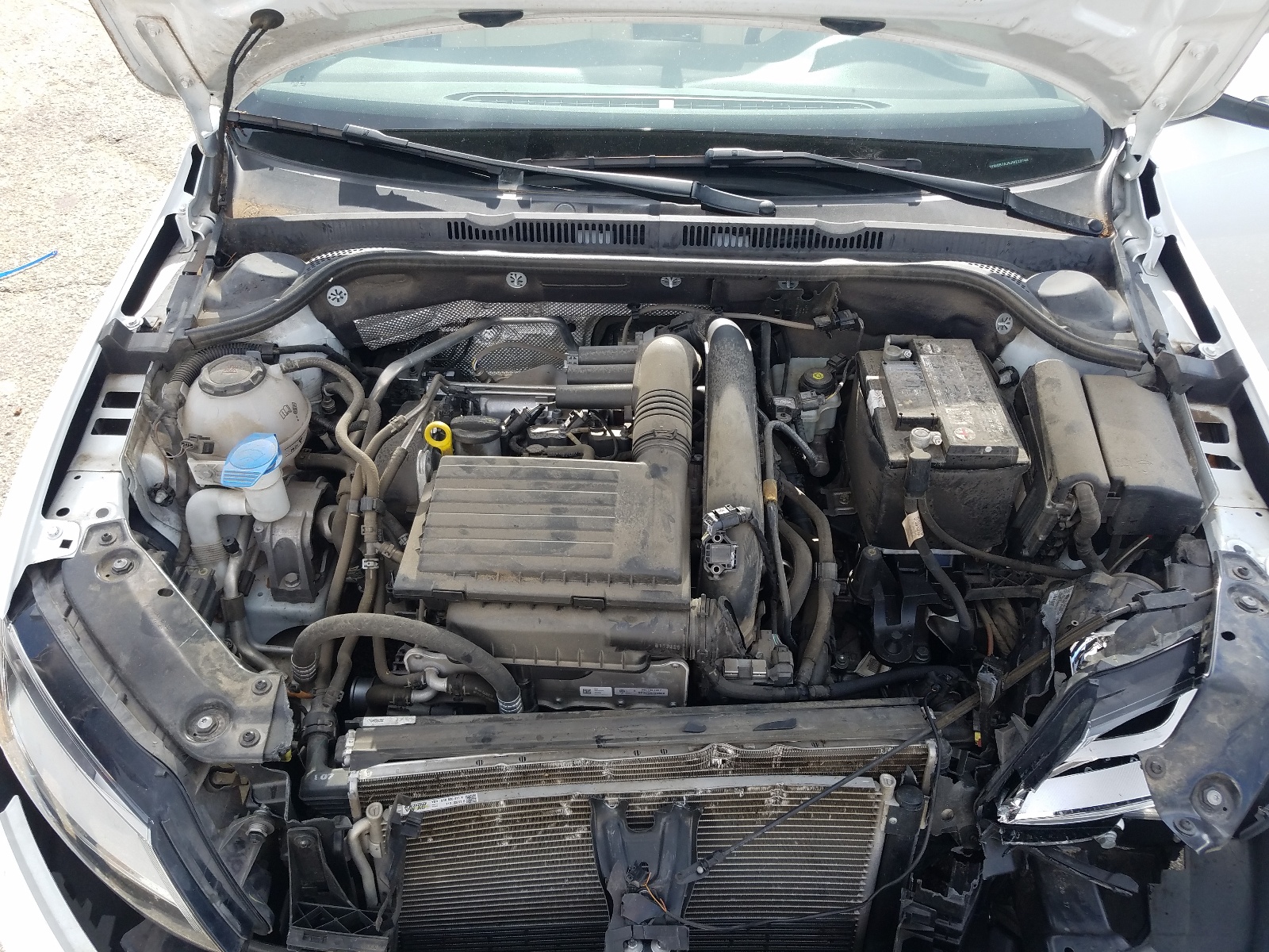 Photo 7 from auction – 2018 VOLKSWAGEN JETTA SE with VIN 3VWDB7AJ5JM229748
