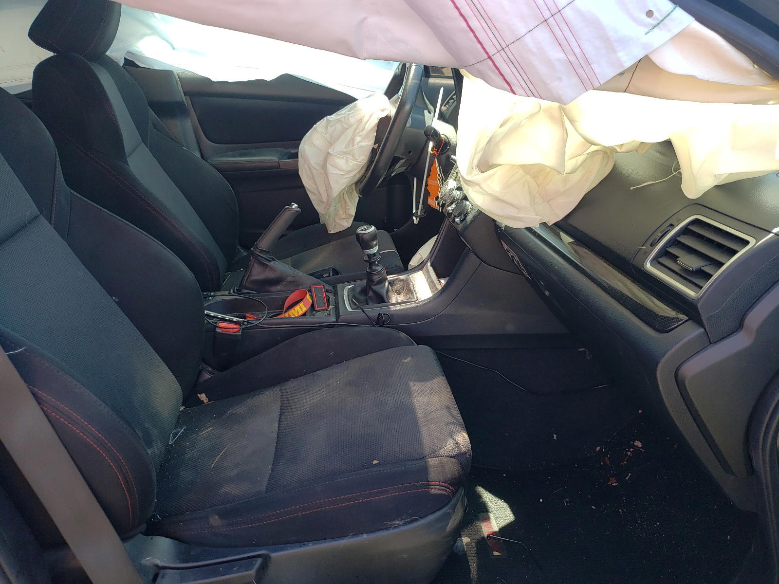 Photo 5 from auction – 2016 SUBARU WRX PREMIU with VIN JF1VA1E67G9800392