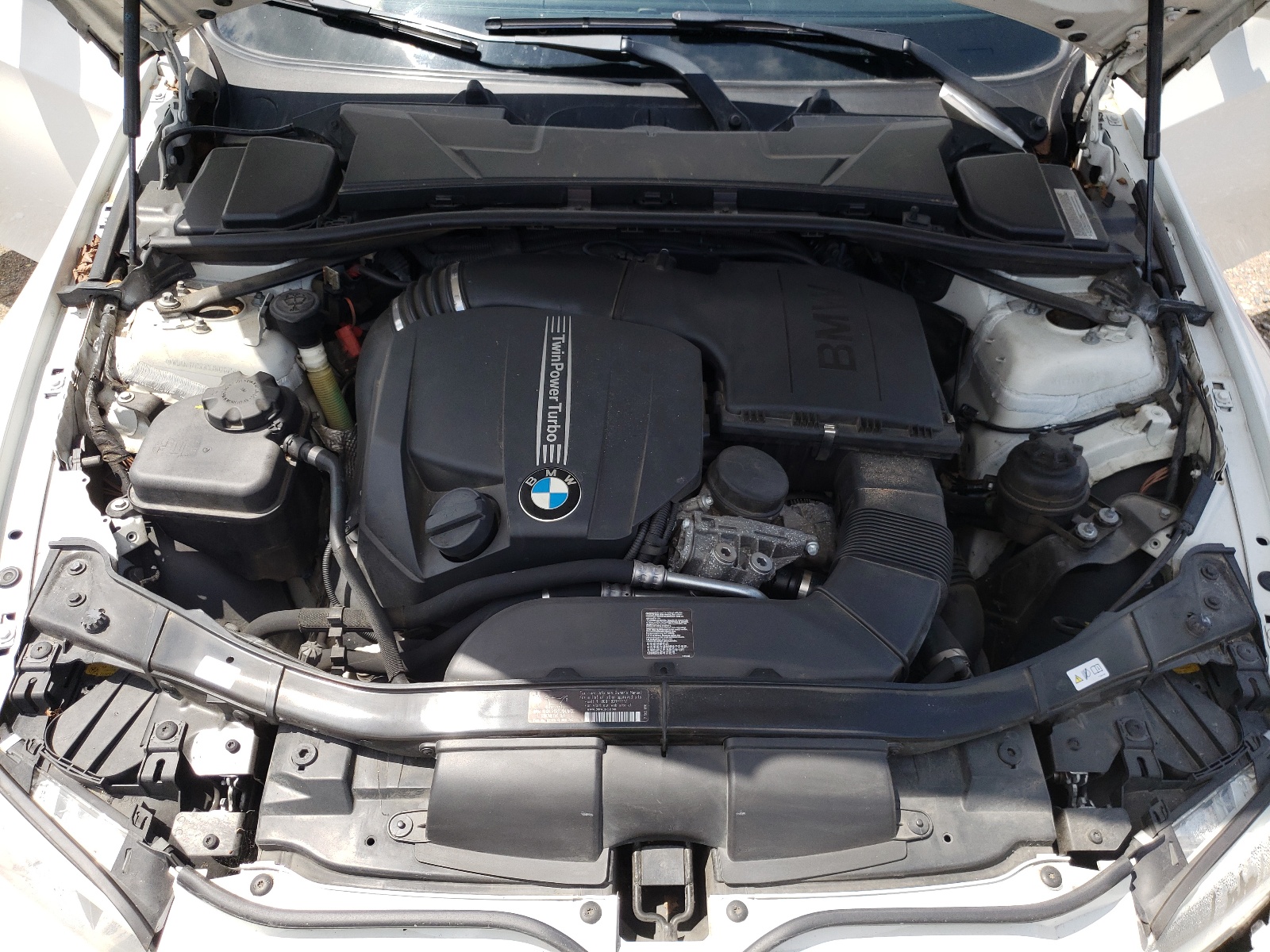 Фото 7 с аукциона – 2012 BMW 335 I с VIN WBAKG7C55CE802875