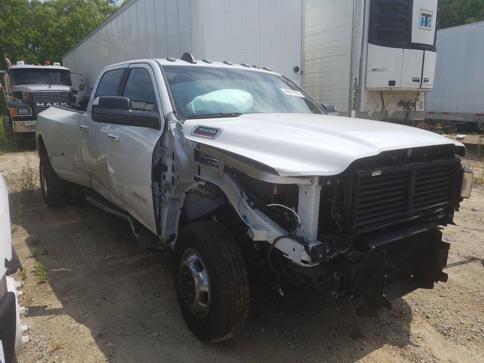 Photo 1 from auction – 2019 RAM 3500 BIG H with VIN 3C63RRHL4KG623813