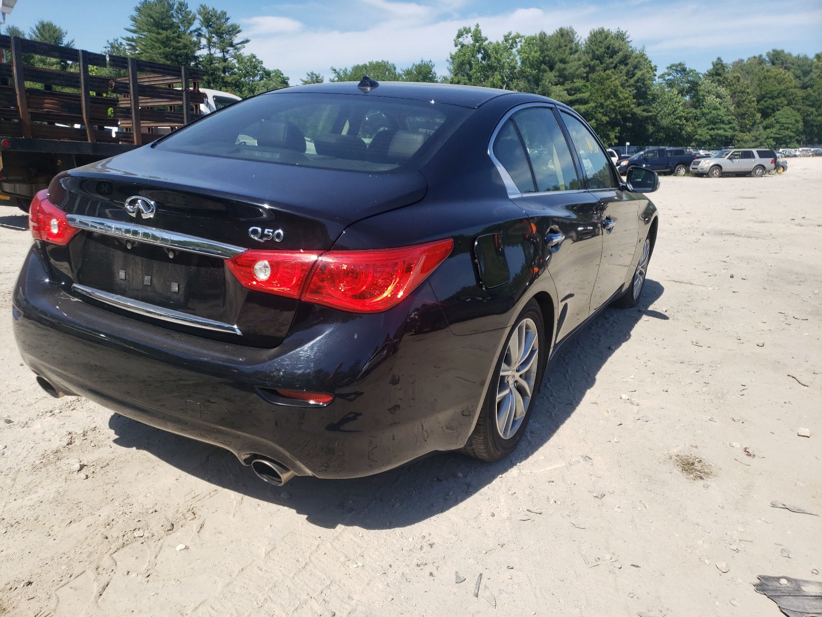 Photo 4 from auction – 2017 INFINITI Q50 PREMIU with VIN JN1EV7AP3HM736921