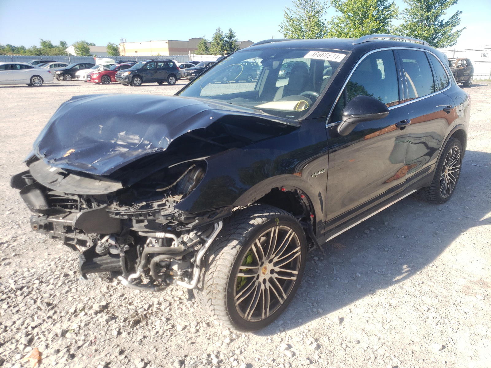 Photo 2 from auction – 2015 PORSCHE CAYENNE SE with VIN WP1AE2A28FLA52774