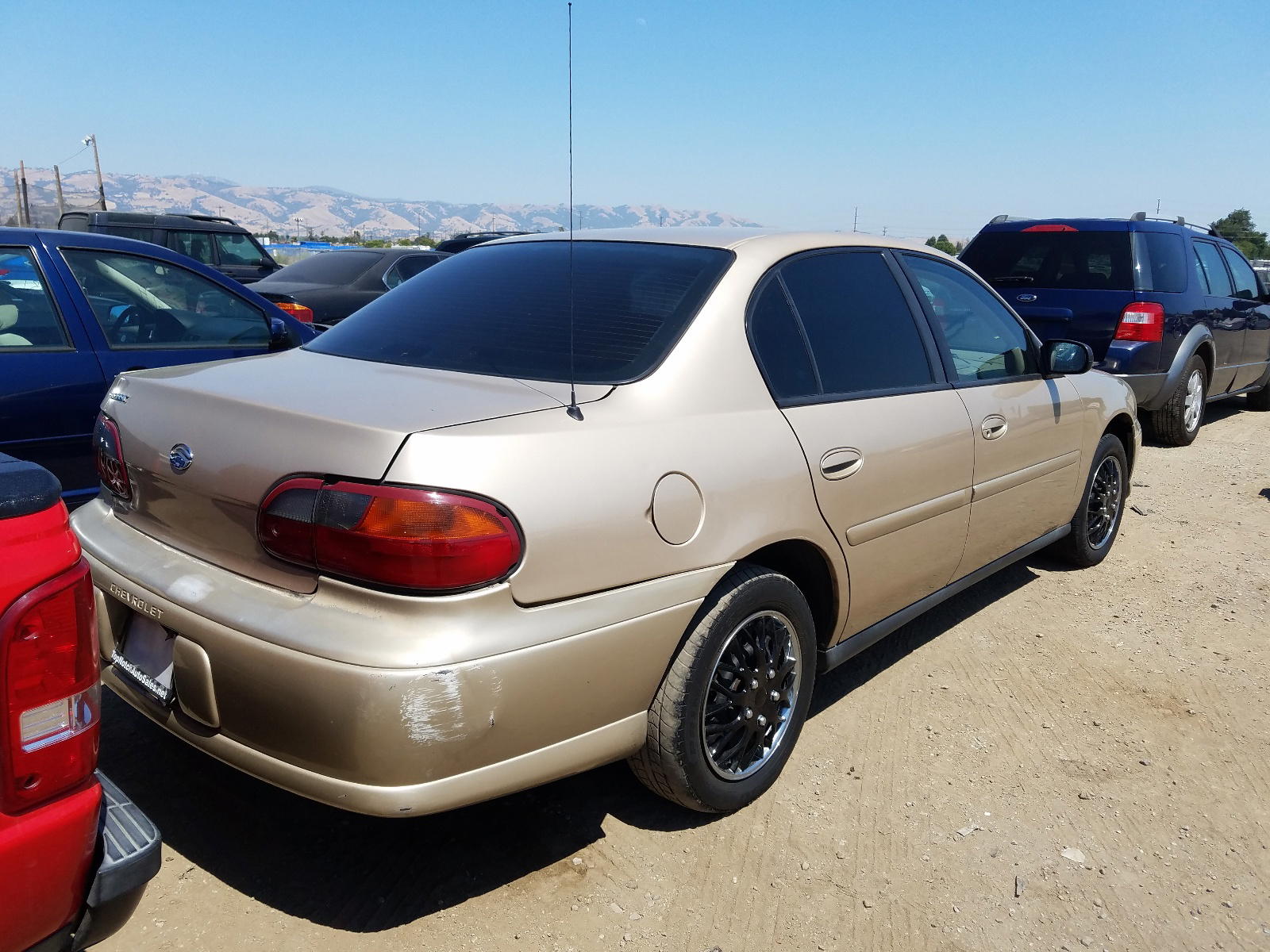 Photo 4 from auction – 2005 CHEVROLET CLASSIC with VIN 1G1ND52F35M100496