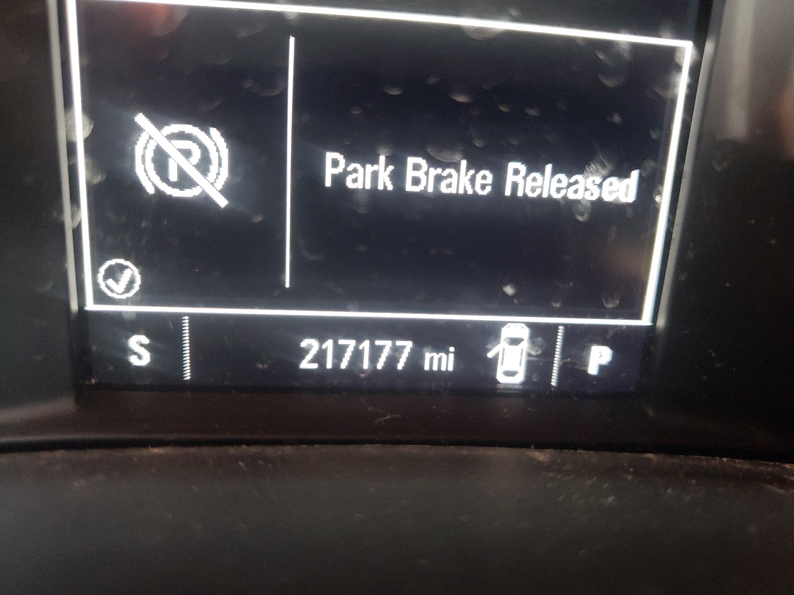 Photo 8 from auction – 2018 CHEVROLET EQUINOX LT with VIN 2GNAXSEV6J6227449