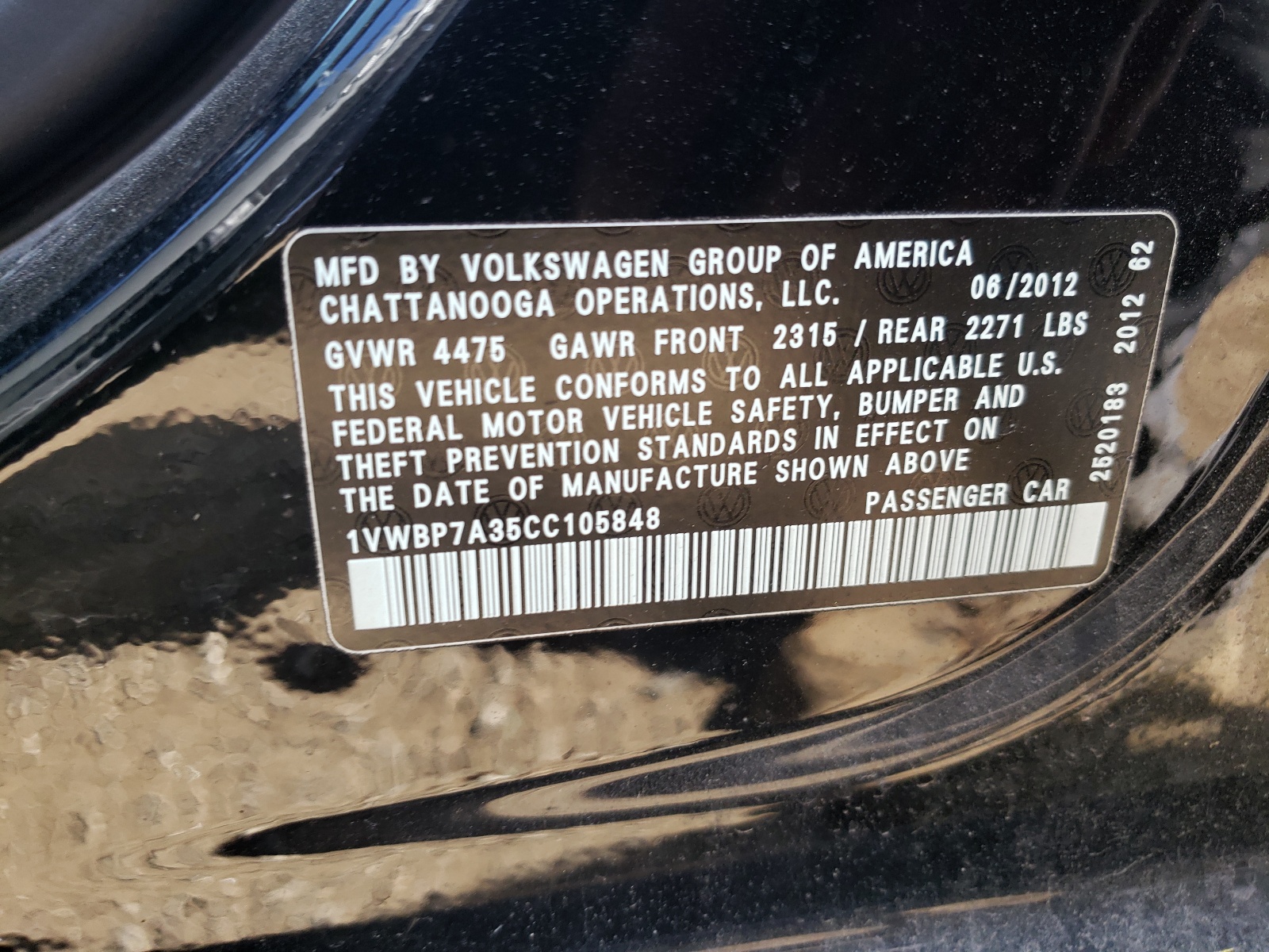 Photo 10 from auction – 2012 VOLKSWAGEN PASSAT SE with VIN 1VWBP7A35CC105848
